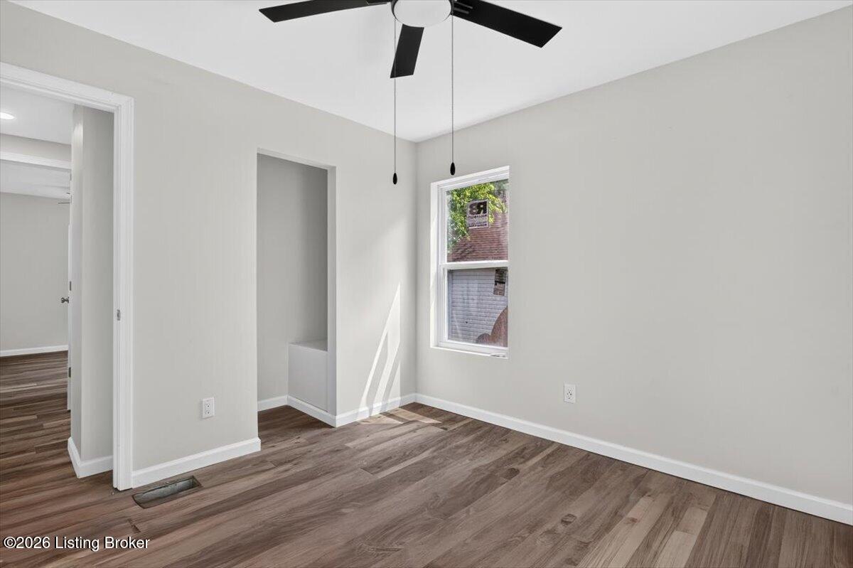 928 Camden Ave Property Photo 15