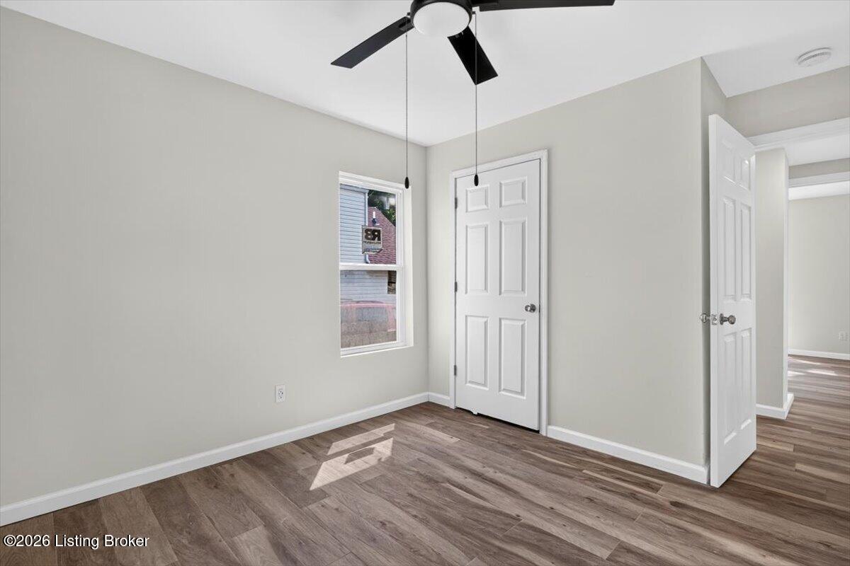 928 Camden Ave Property Photo 19