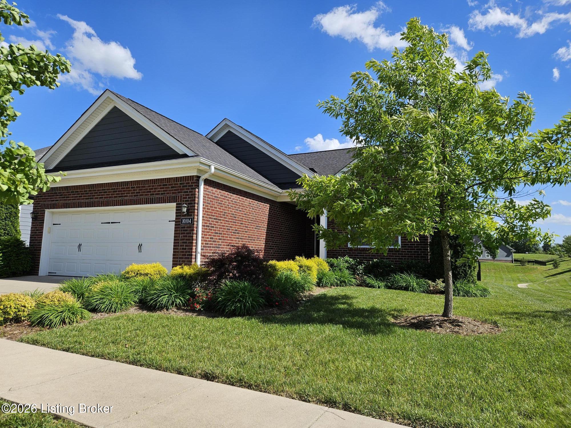 10104 Cedar Garden Dr Property Photo 1
