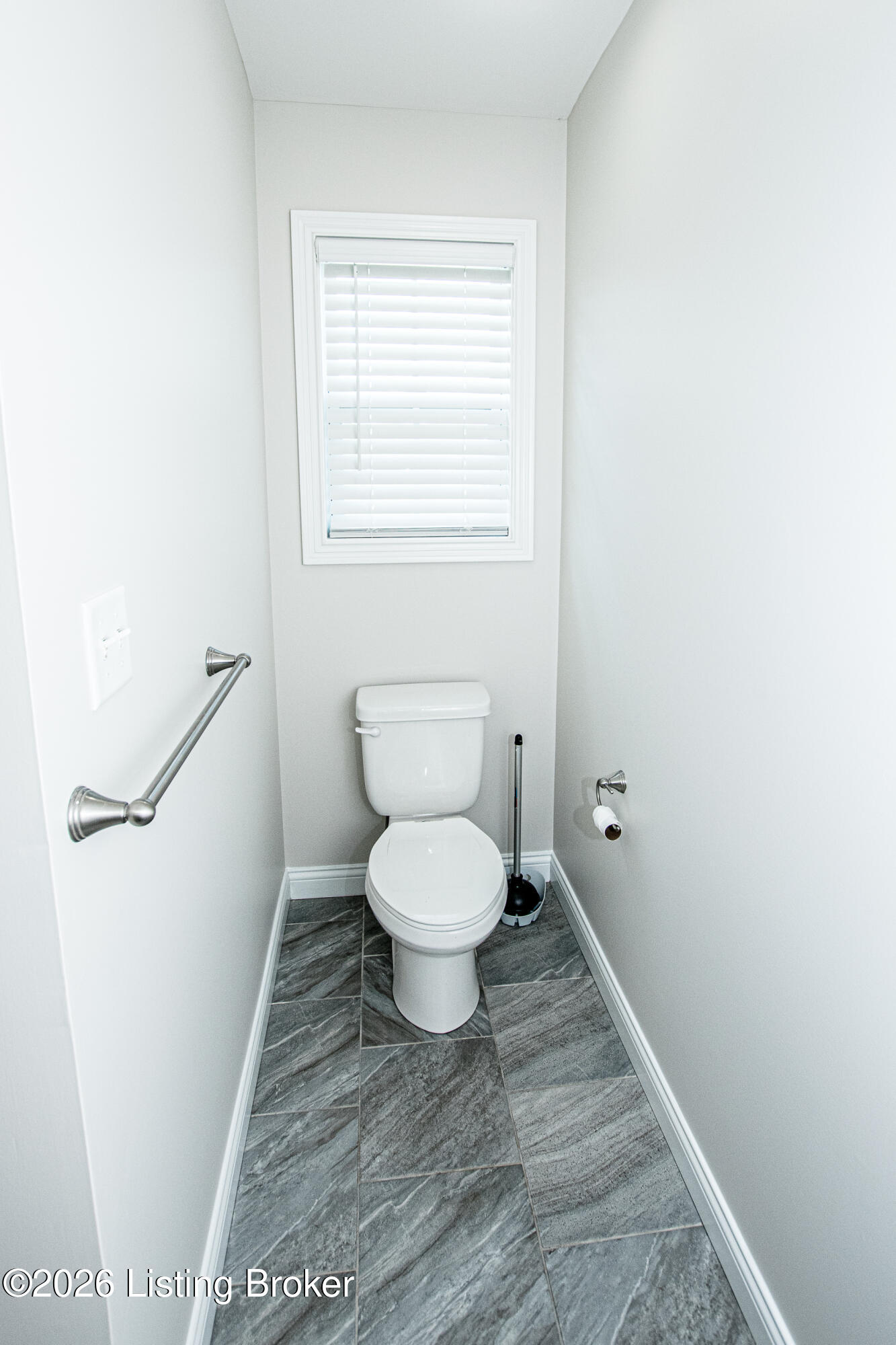 10104 Cedar Garden Dr Property Photo 41