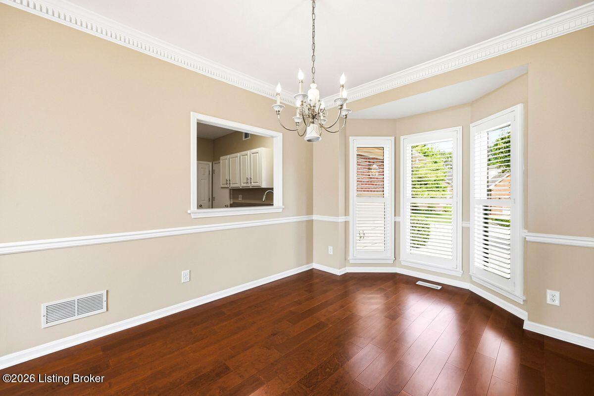 8011 Cedar Glen Ln Property Photo 9