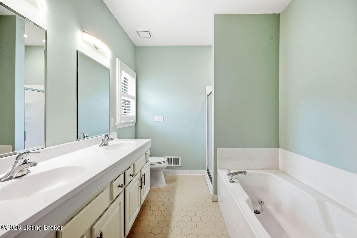 8011 Cedar Glen Ln Property Photo 19