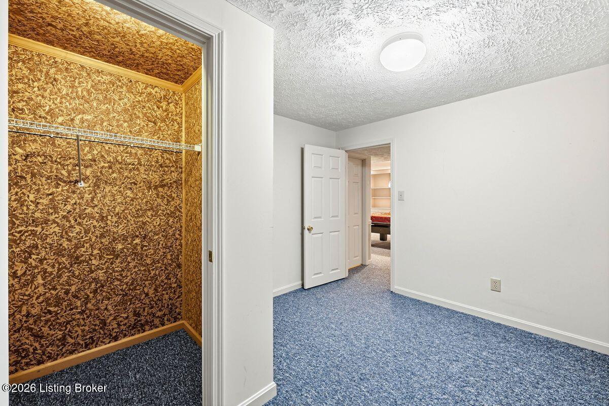 8011 Cedar Glen Ln Property Photo 42