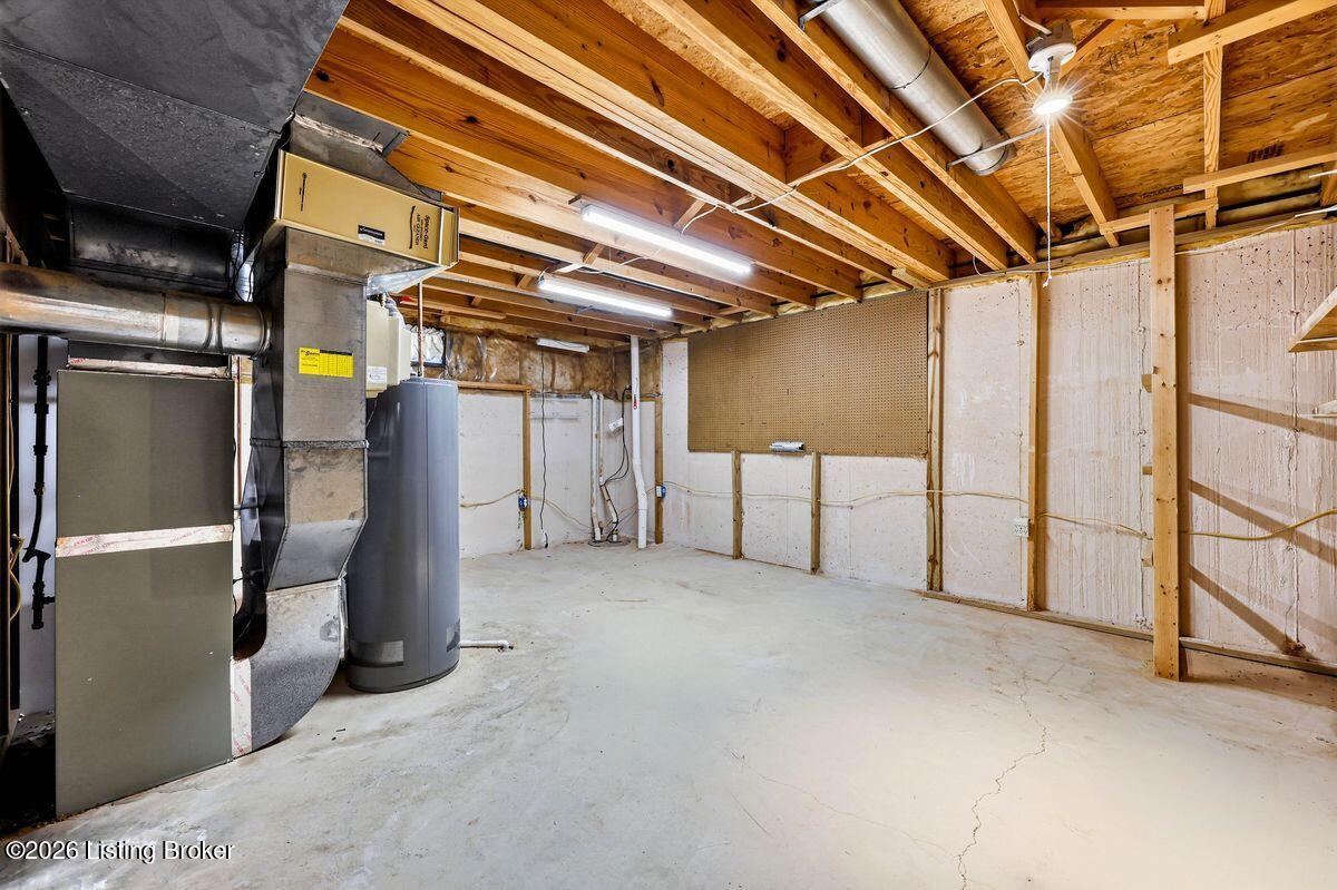 8011 Cedar Glen Ln Property Photo 43