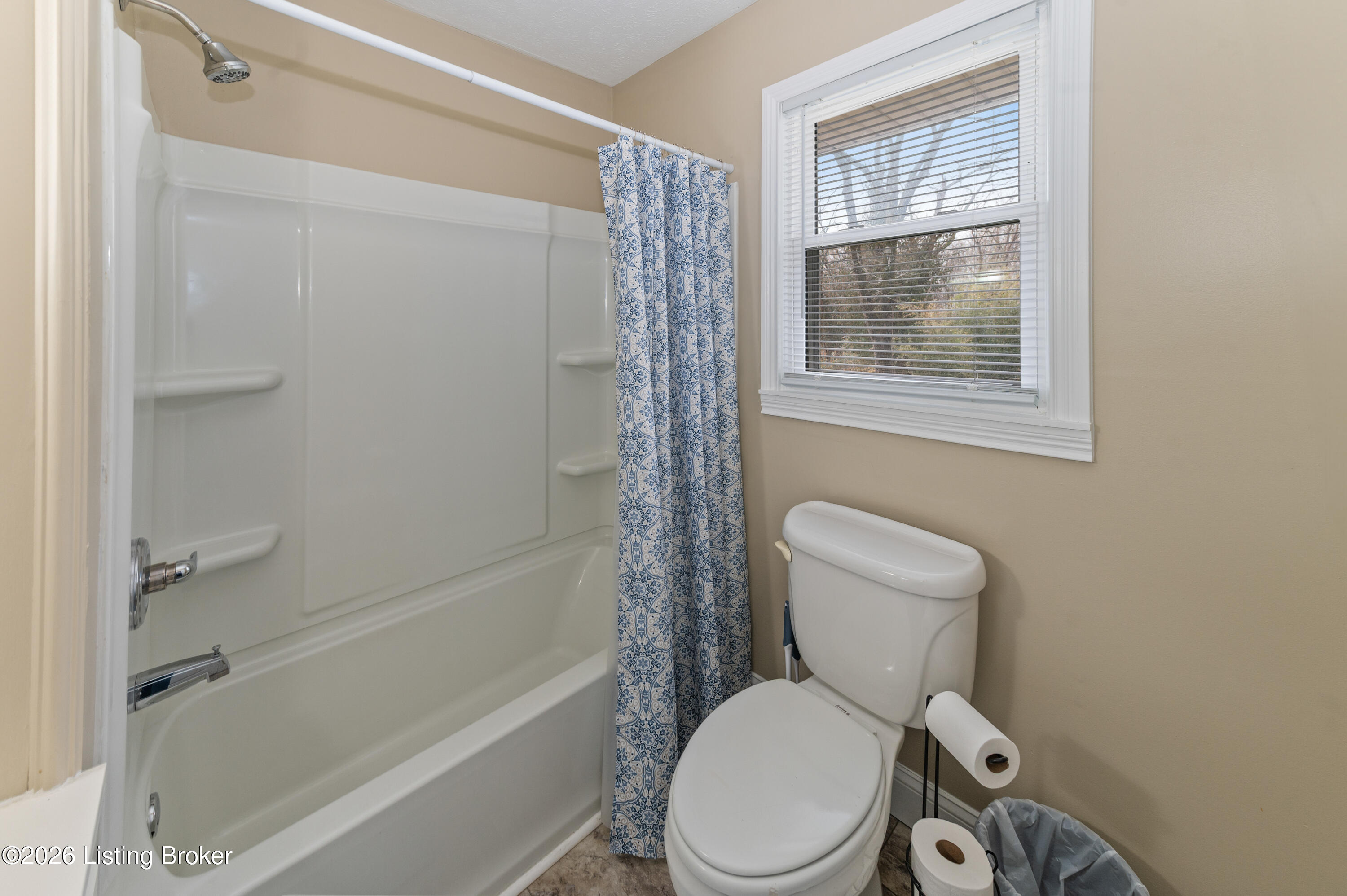 3625 New Shepherdsville Rd Property Photo 31