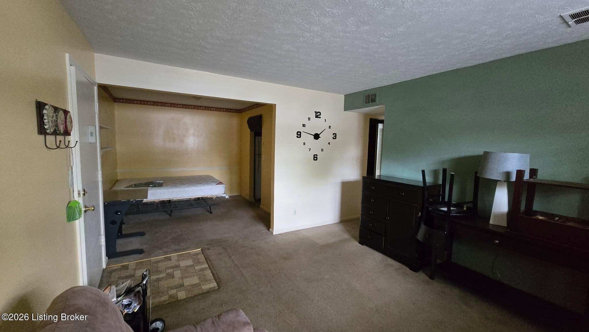 306 Chanel Ct Apt 4 Property Photo 4