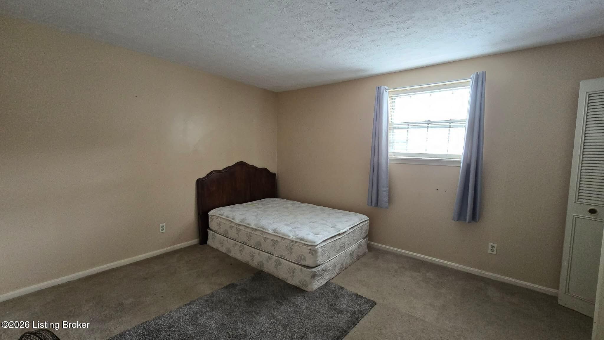 306 Chanel Ct Apt 4 Property Photo 8