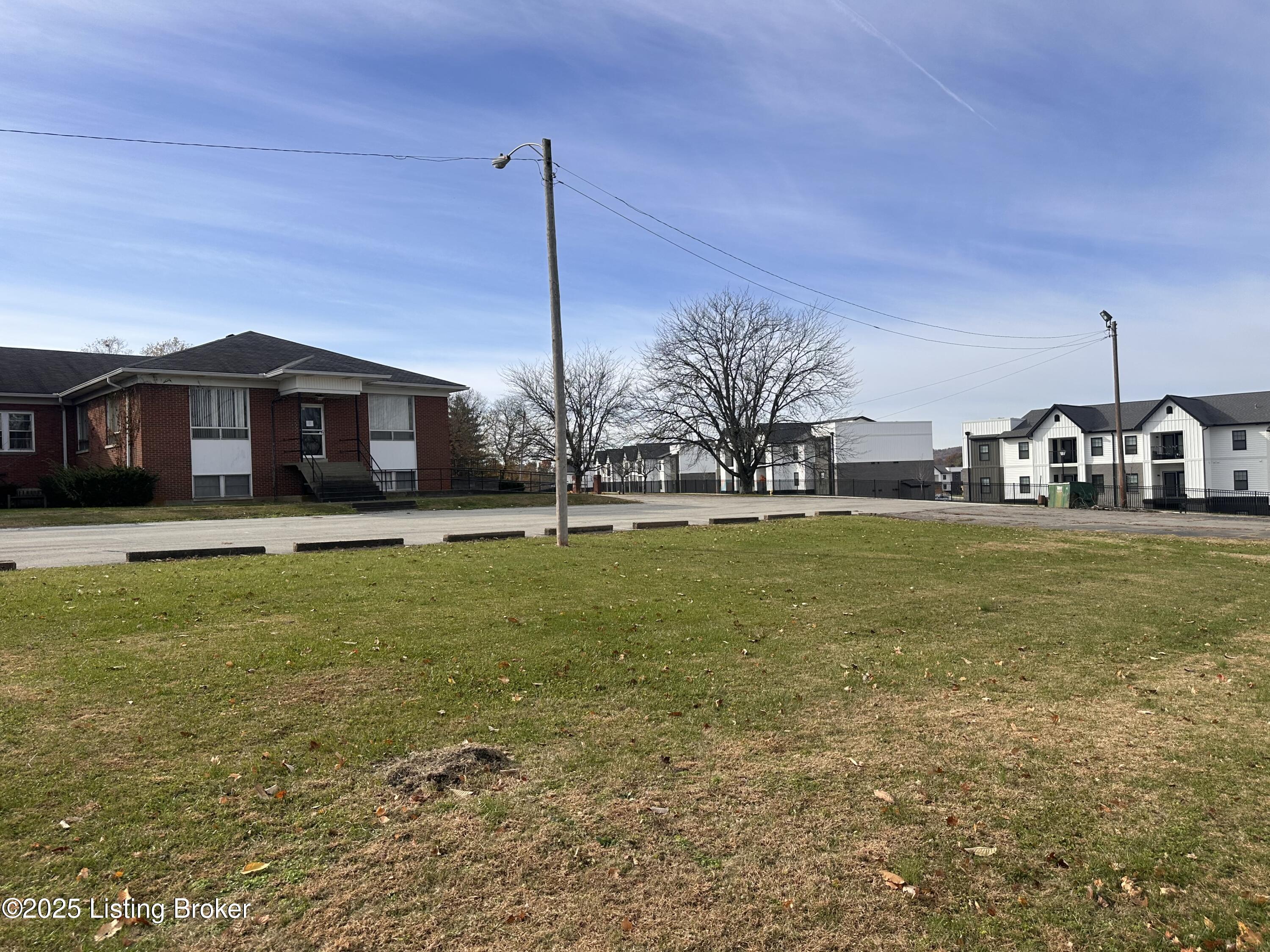 9801 Cooper Church Dr Property Photo 7