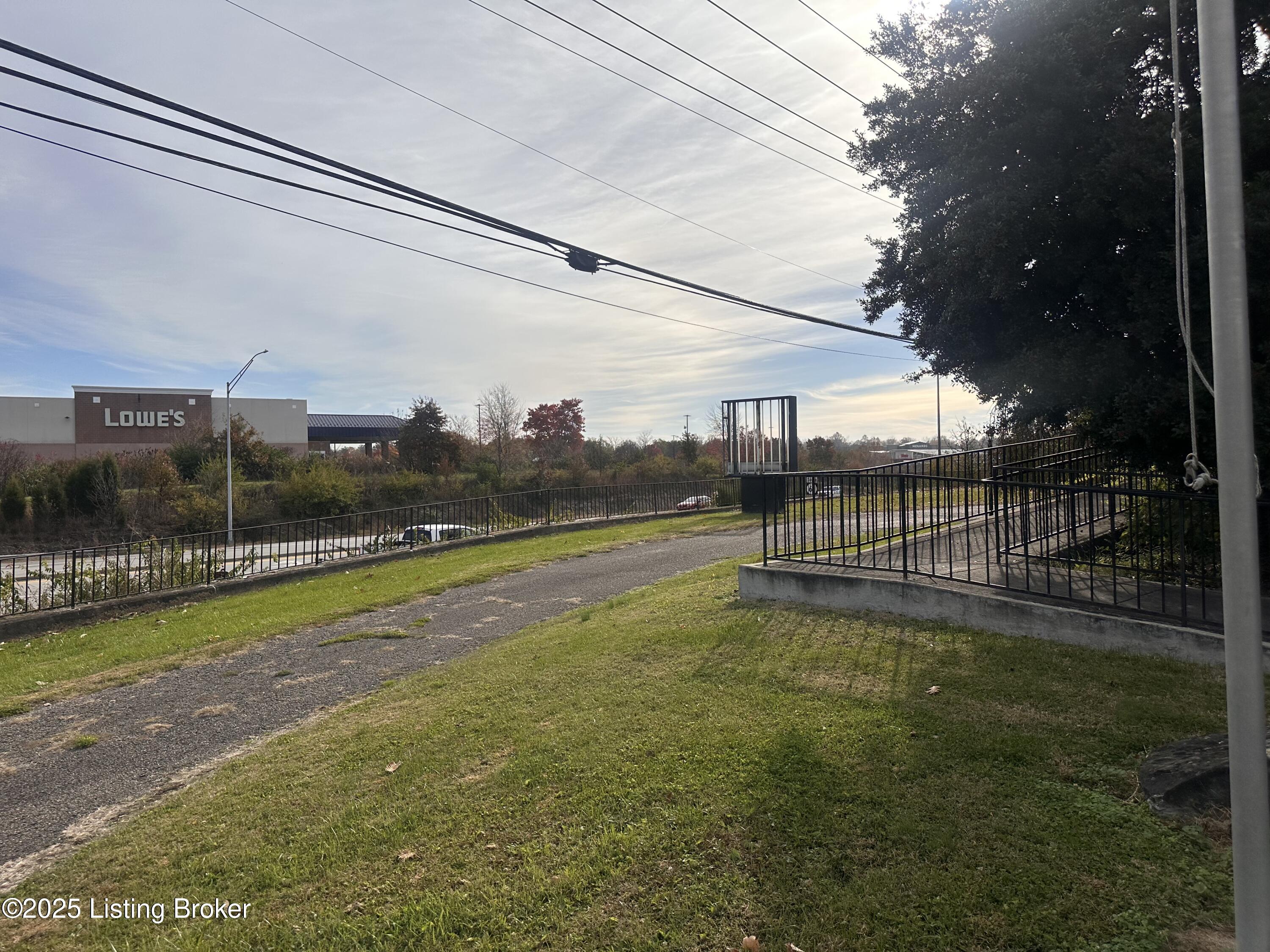 9801 Cooper Church Dr Property Photo 8