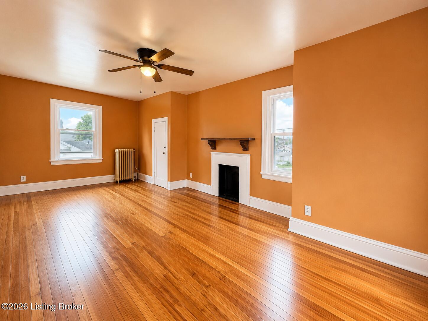 300 Glendora Ave Property Photo 17