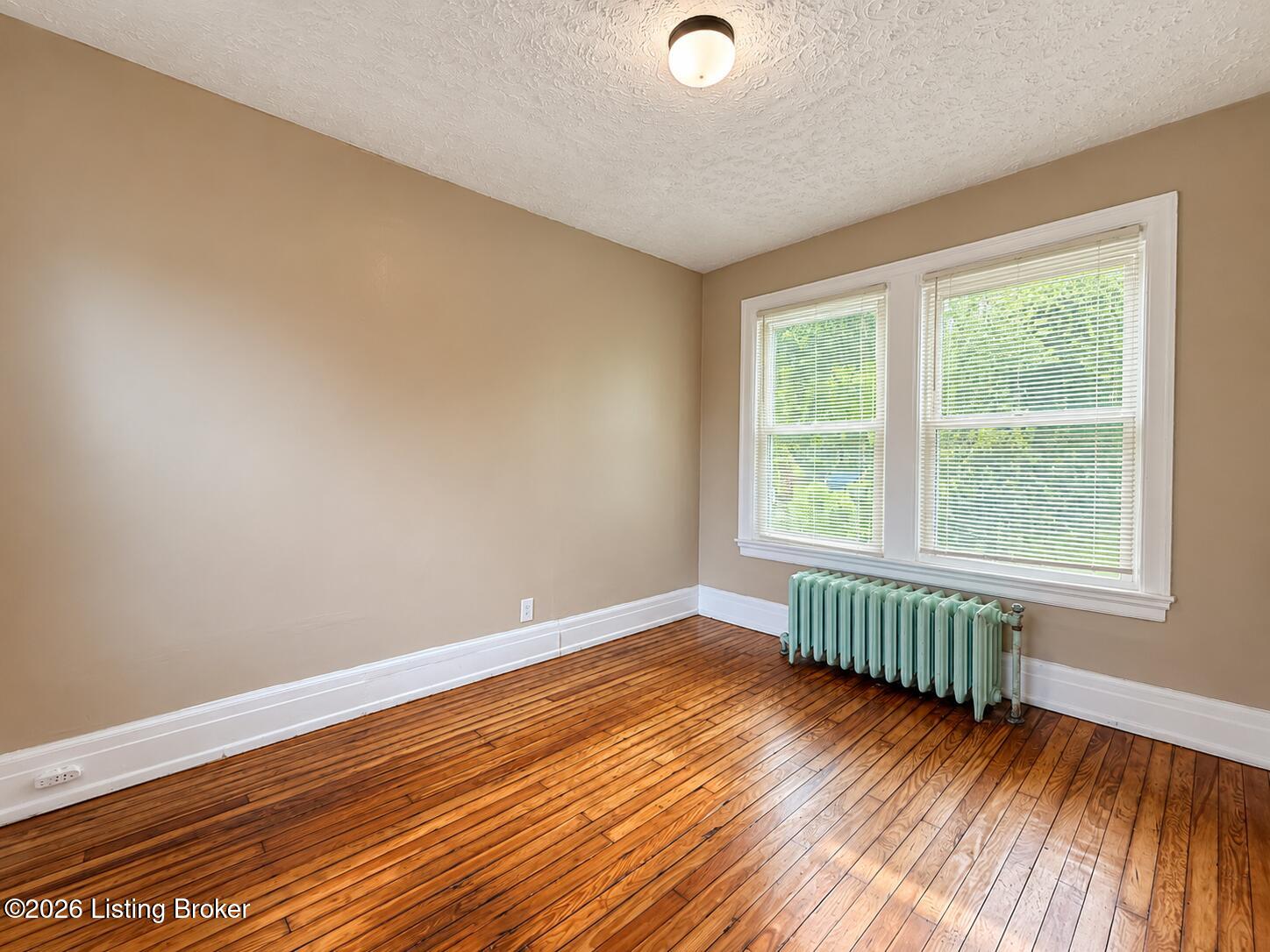 300 Glendora Ave Property Photo 20