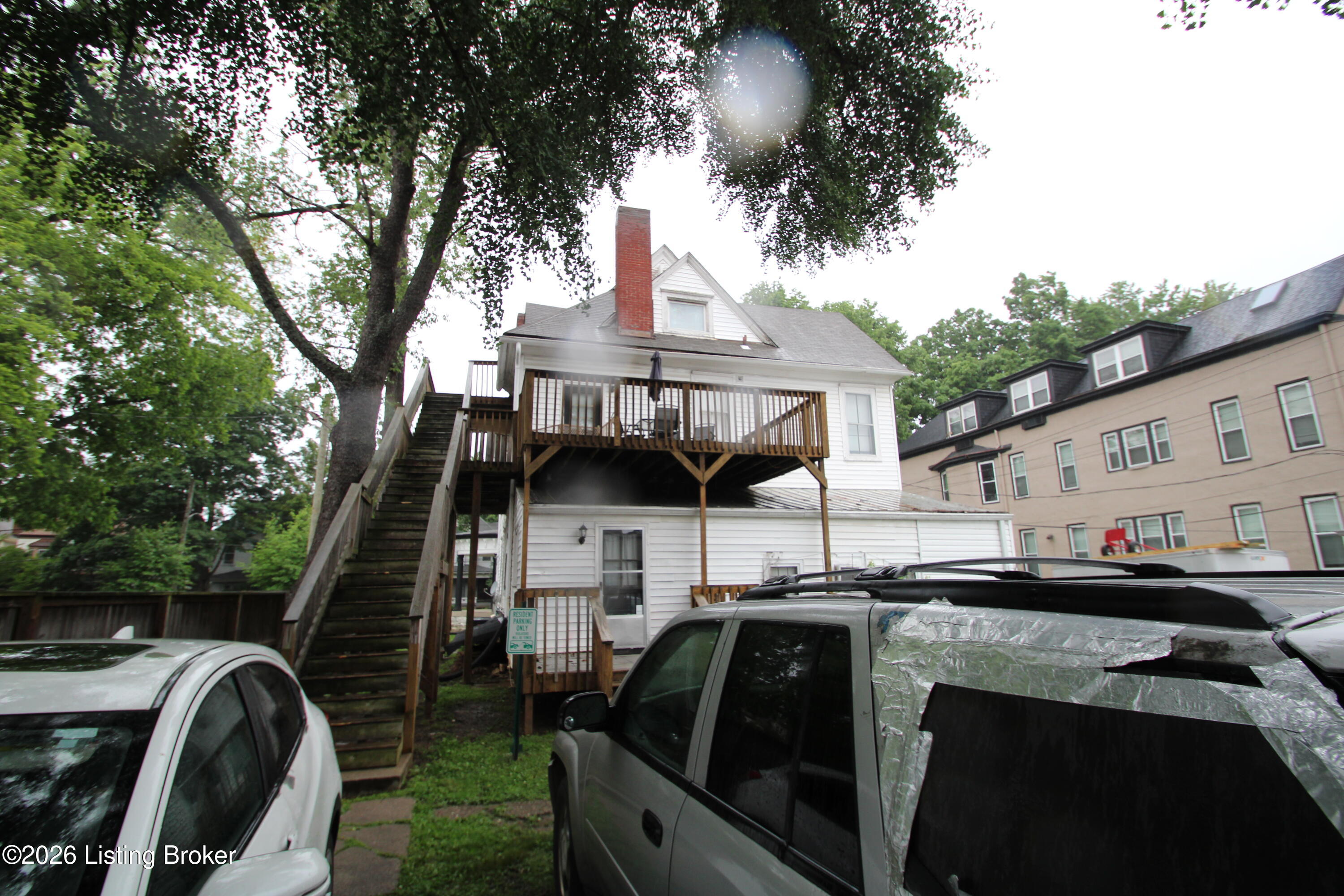 1642 Beechwood Ave Property Photo 6
