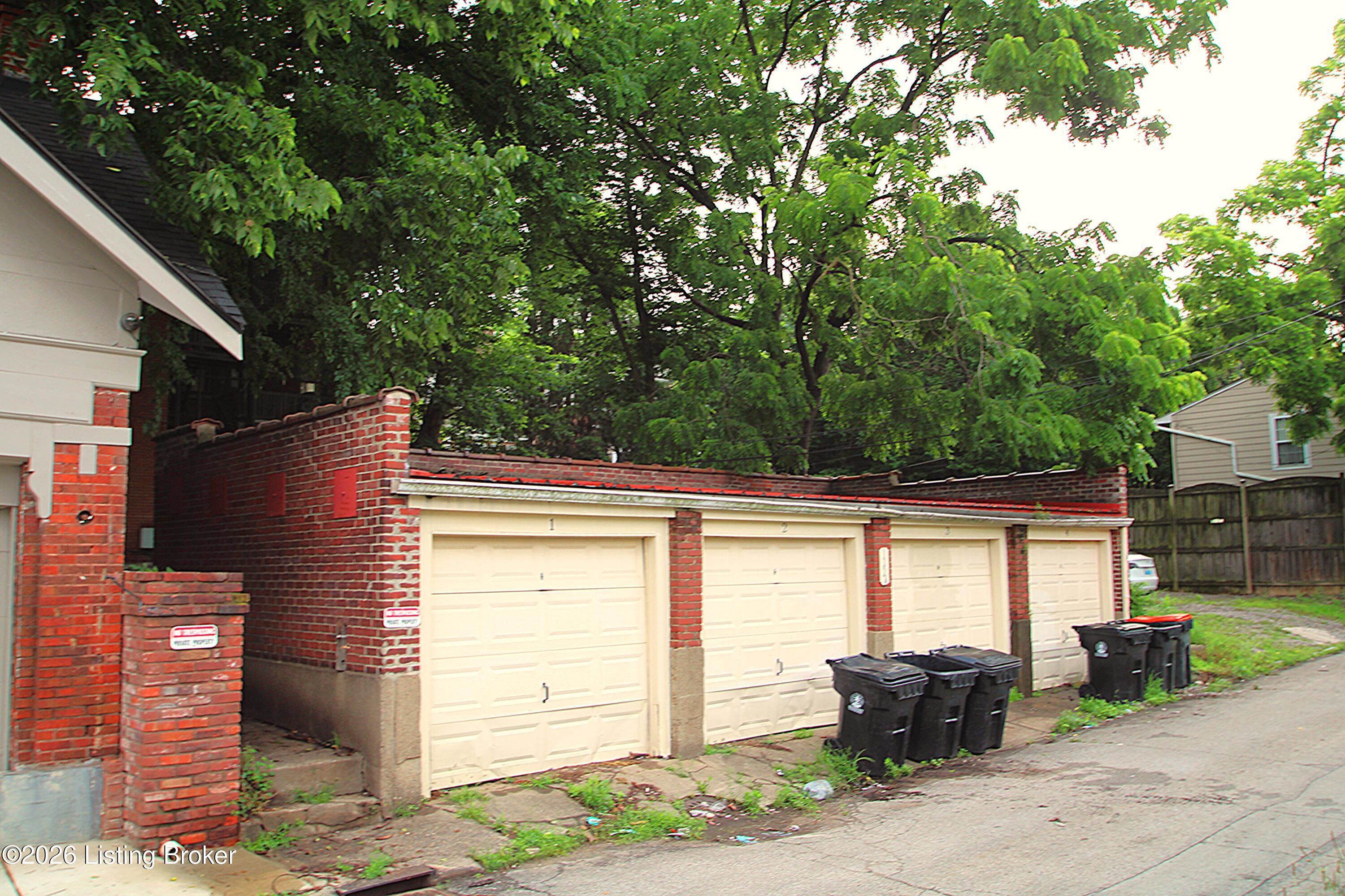 1224 Cherokee Rd Property Photo 3