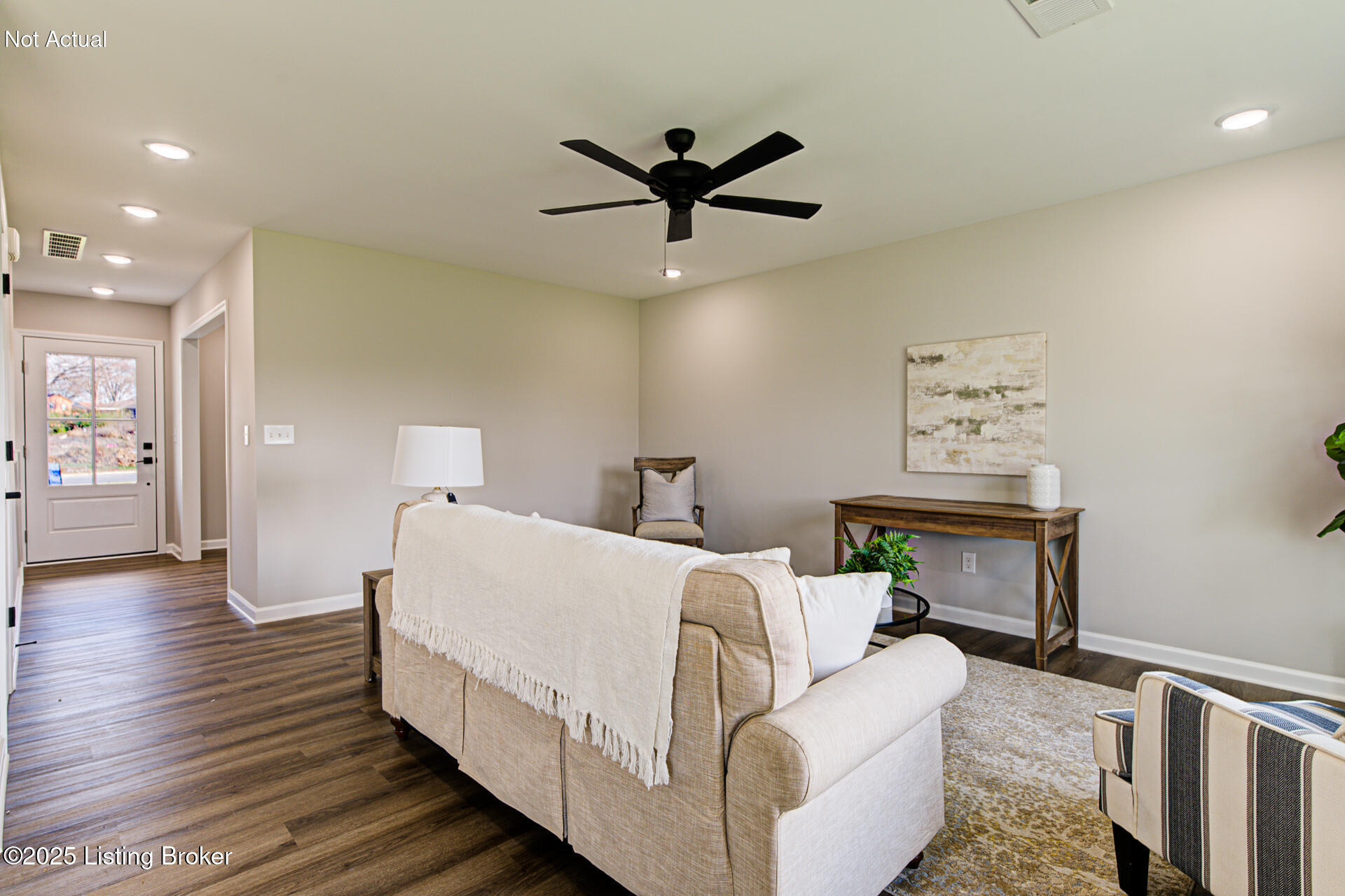 7323 Jacks Landing Property Photo 4