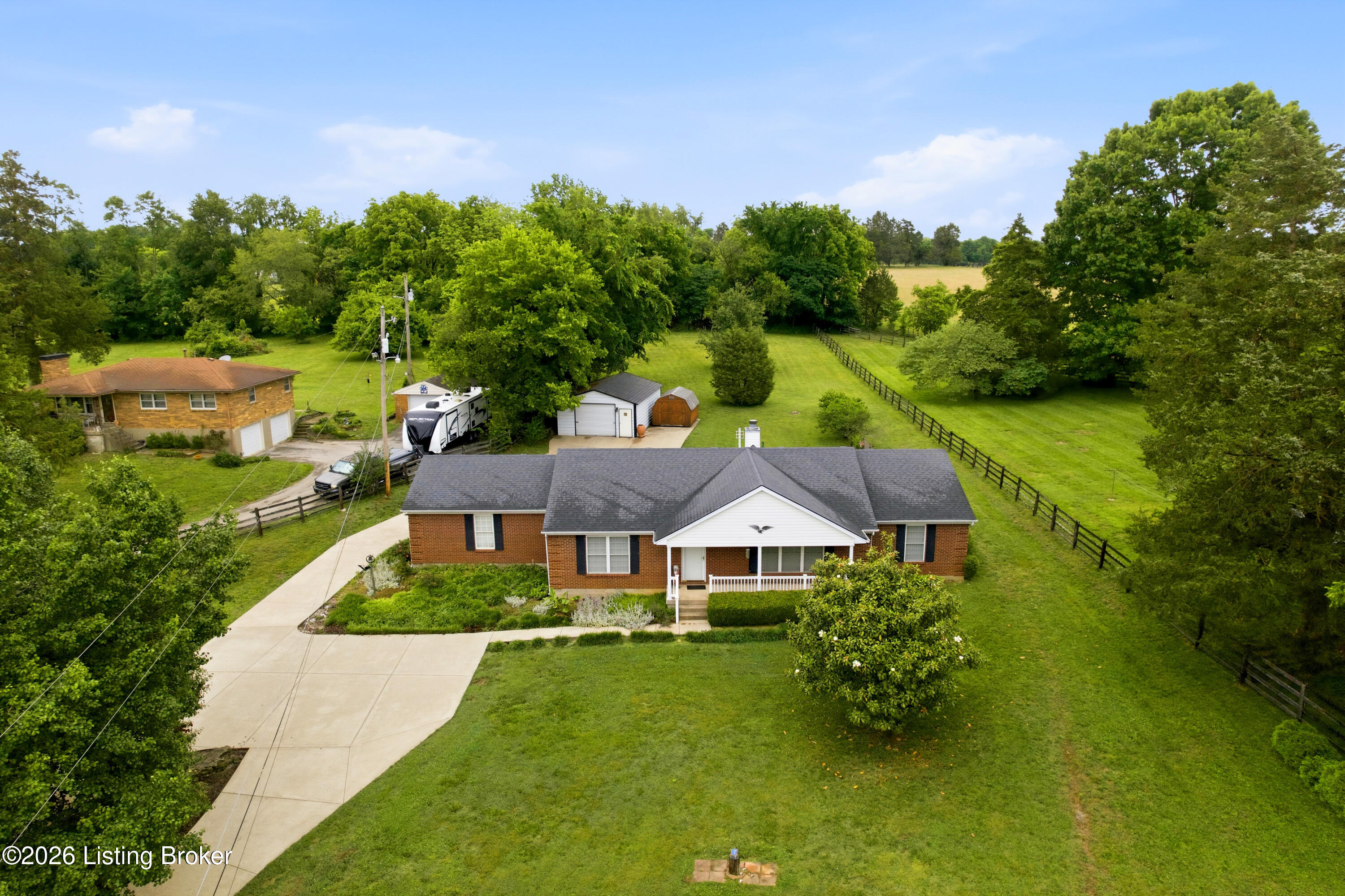 1050 Bells Ml Rd Property Photo 1