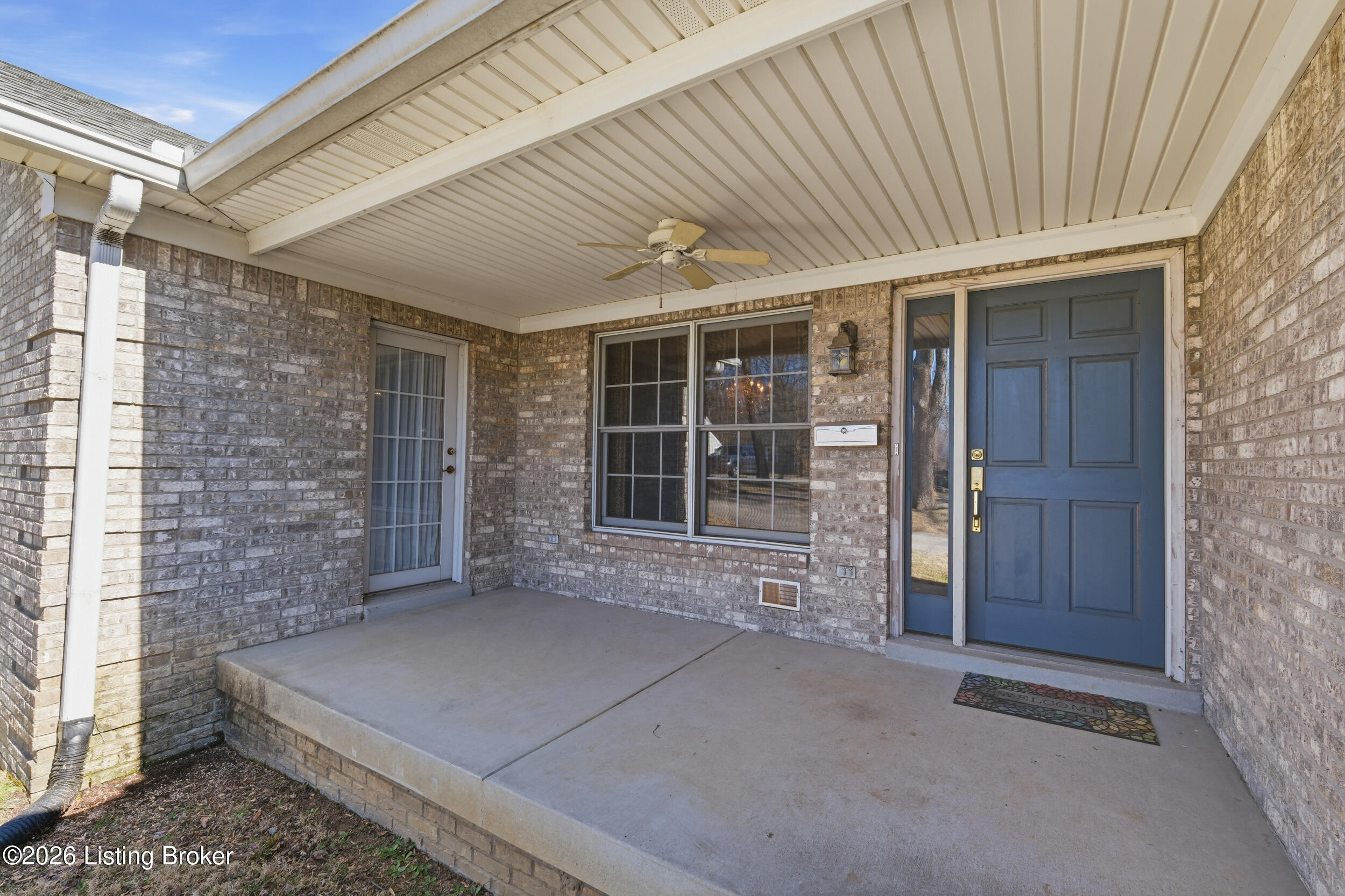 3074 University Rd Property Photo 4