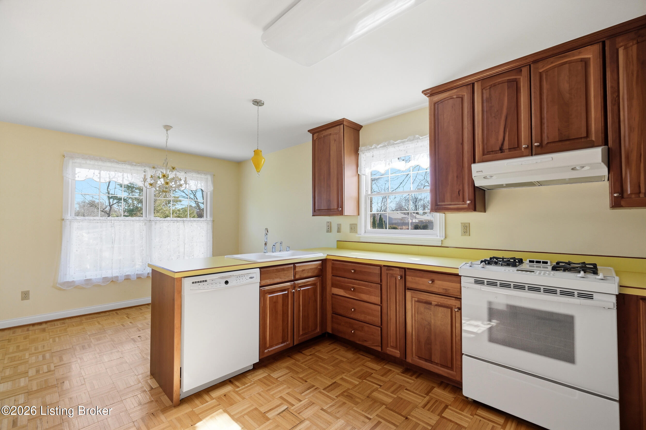 3074 University Rd Property Photo 13