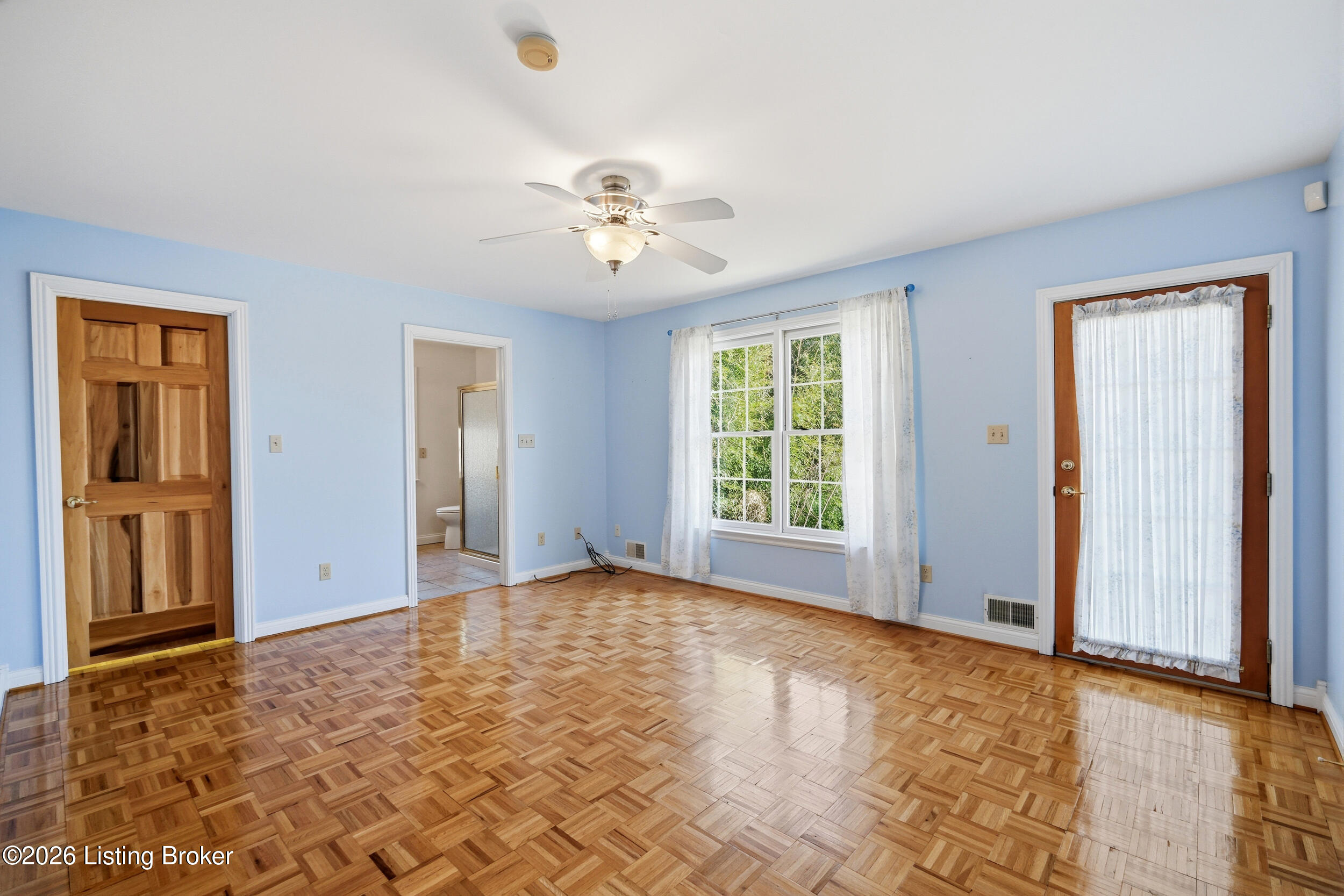 3074 University Rd Property Photo 20