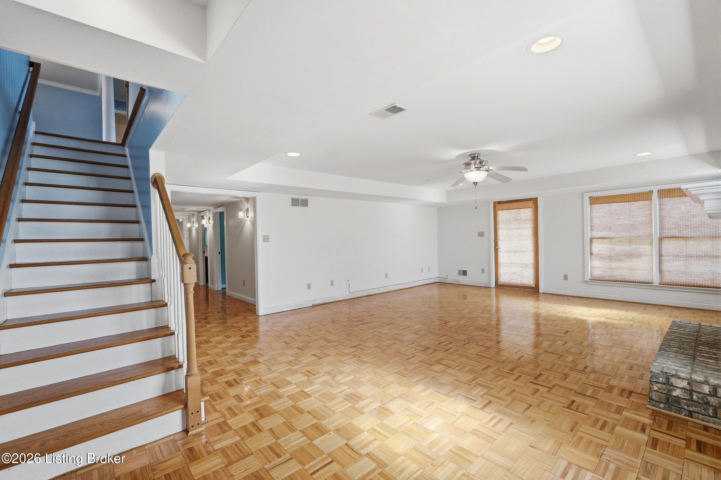 3074 University Rd Property Photo 32