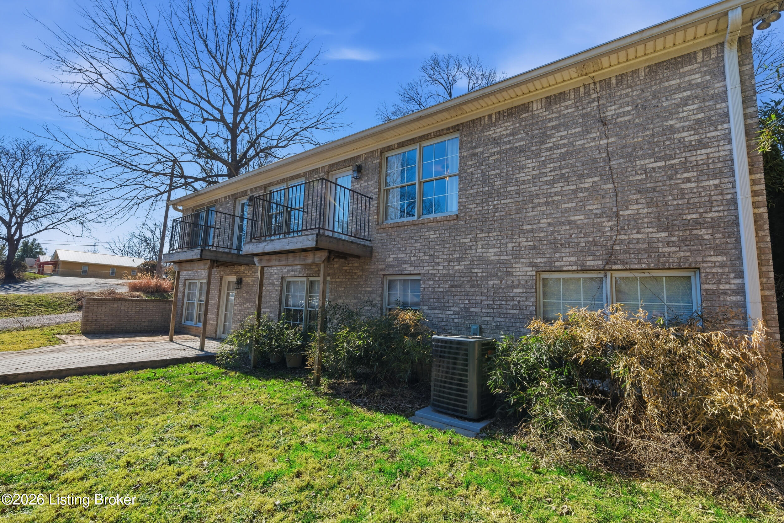 3074 University Rd Property Photo 47