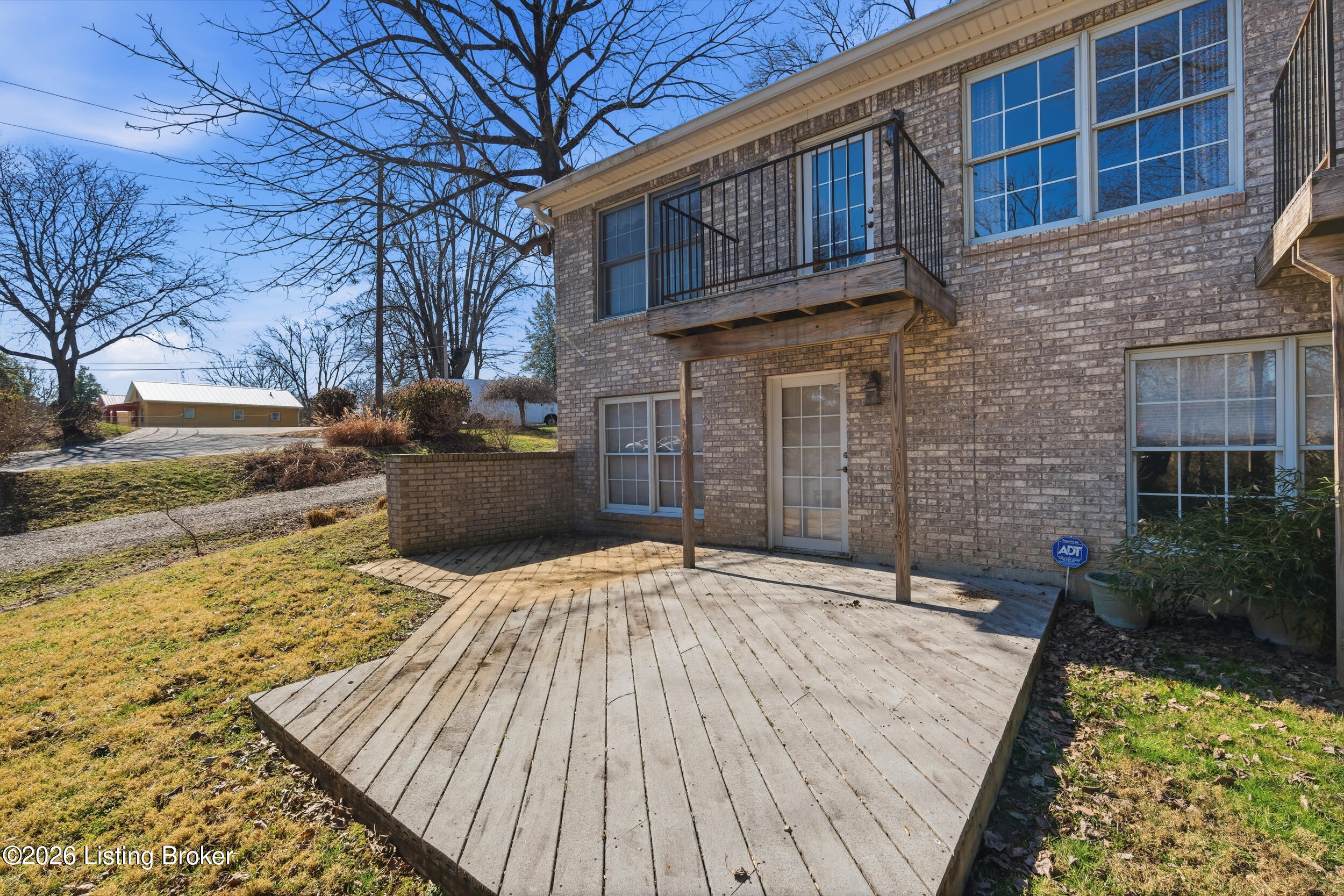 3074 University Rd Property Photo 48