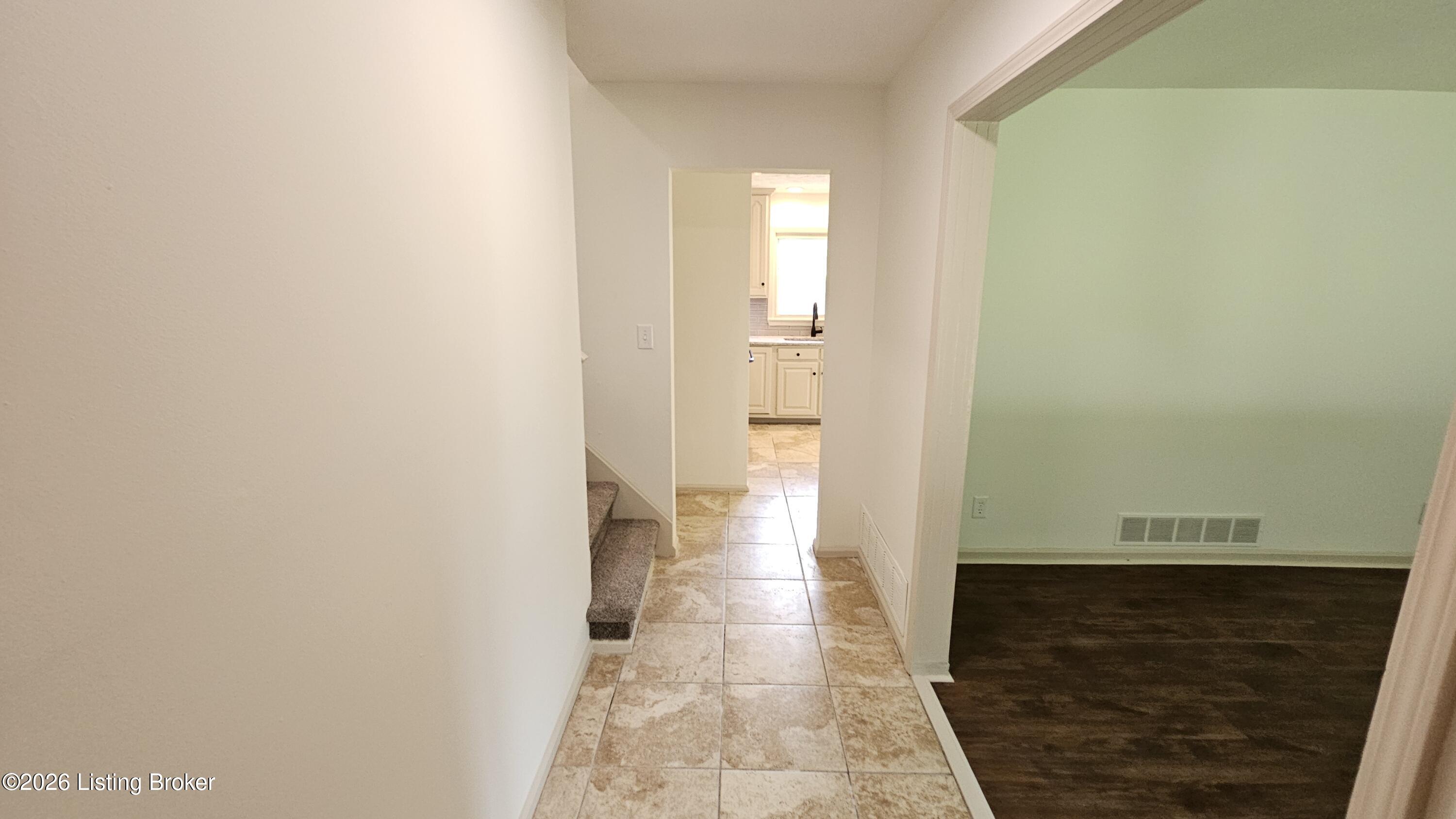 4117 Nachand Ln Property Photo 7