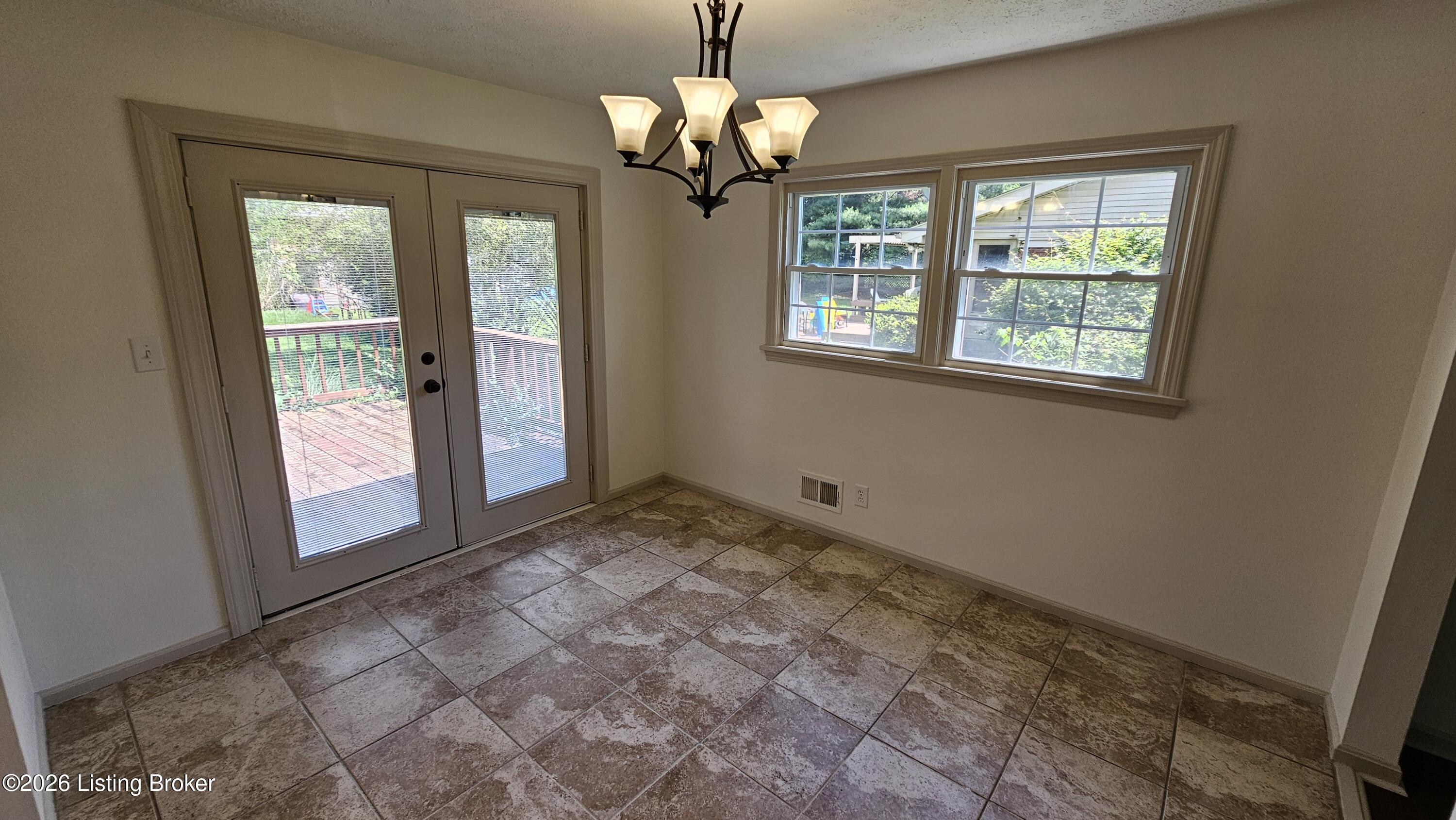 4117 Nachand Ln Property Photo 14