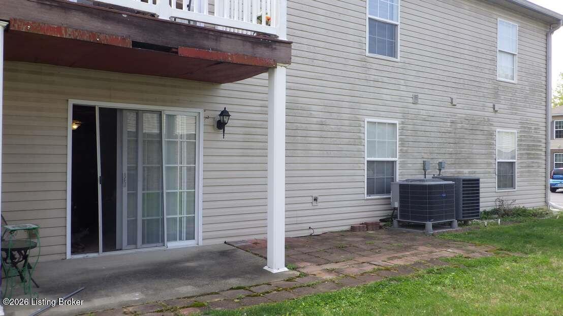 7802 Alfred Schlatter Dr Apt 2 Property Photo 2