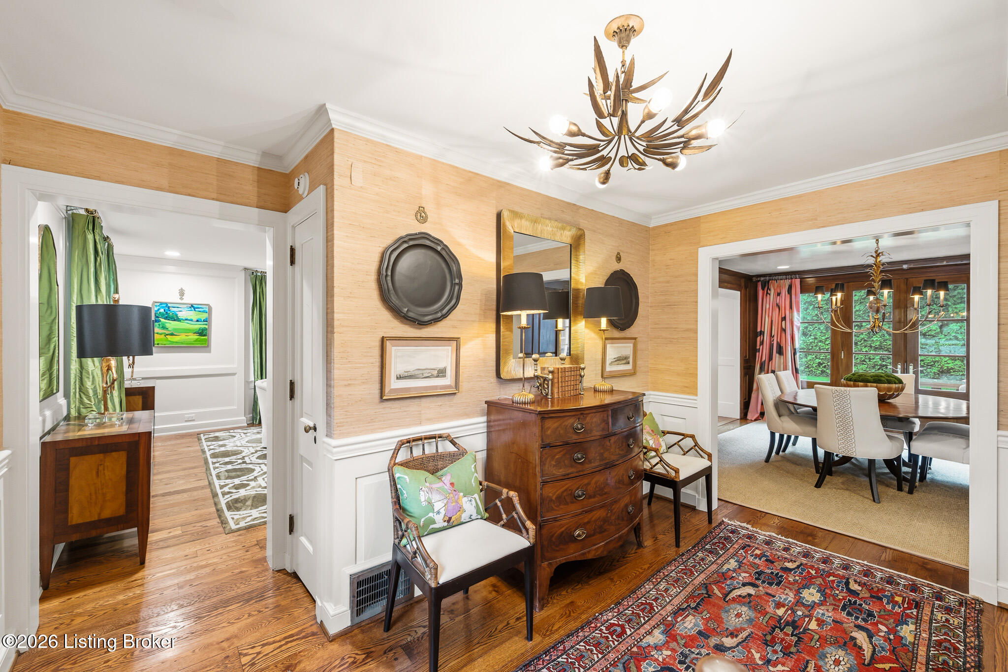 410 Mayfair Ln Property Photo 6