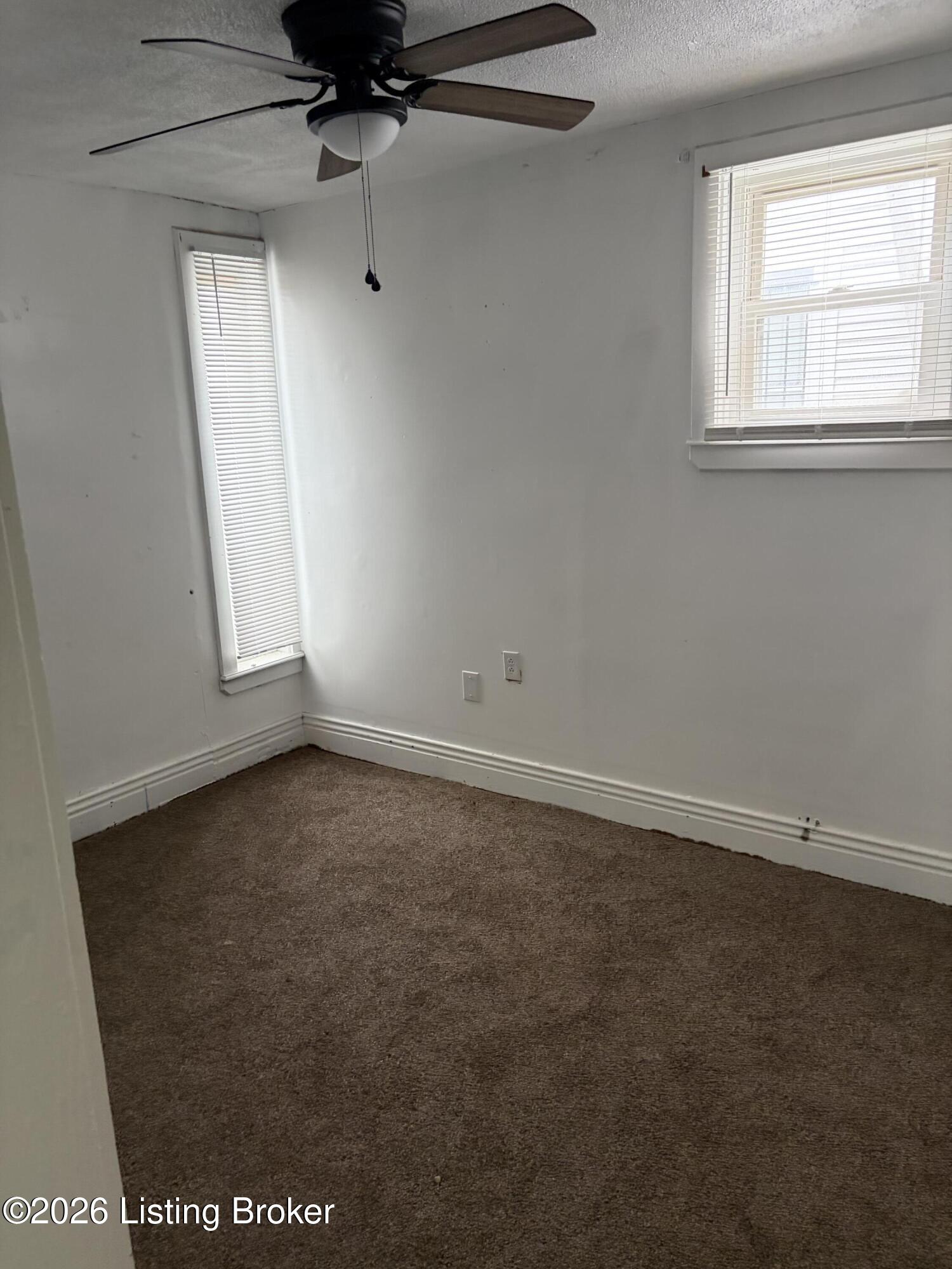 2017 Woodland Ave Property Photo 7