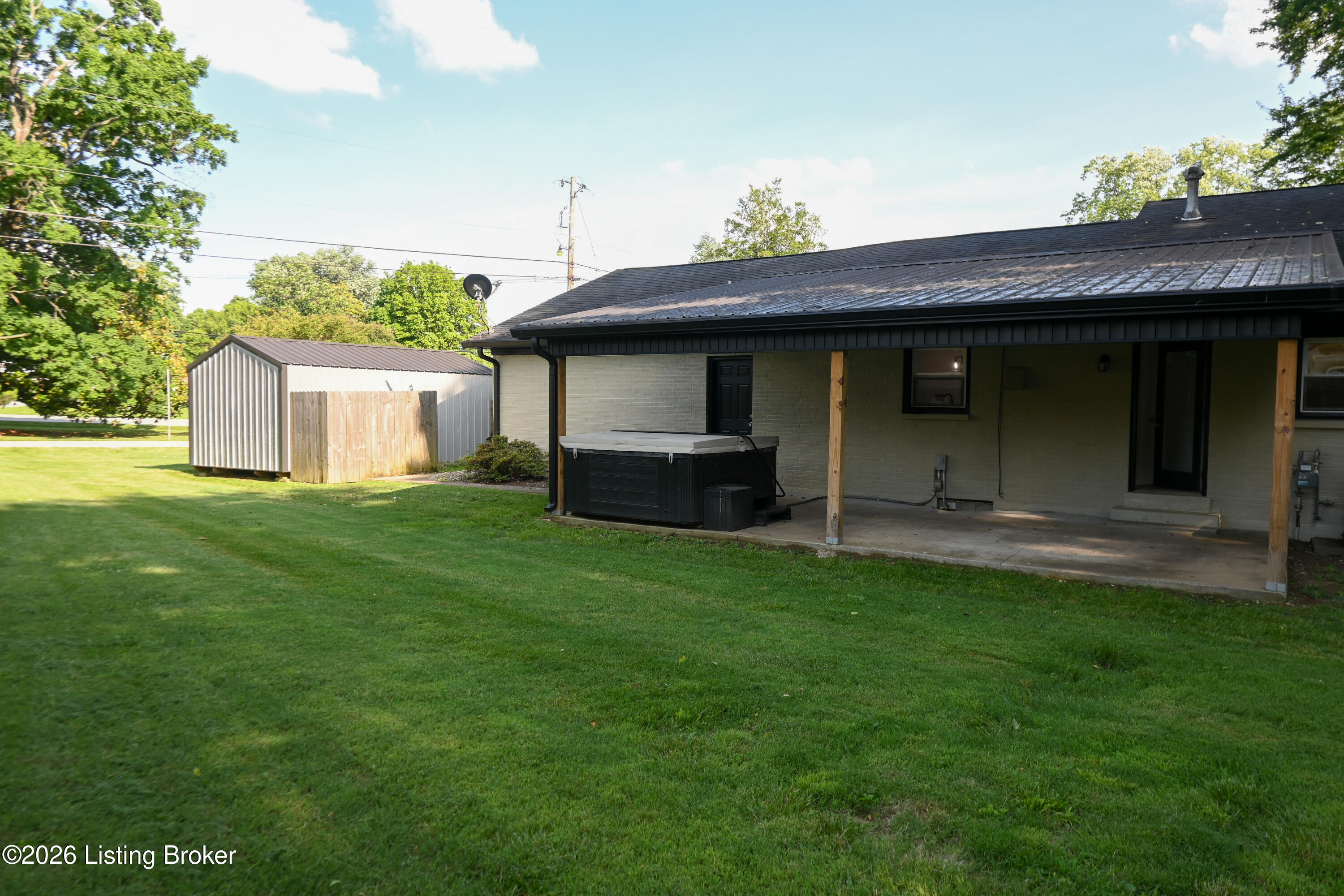 102 Madison Ave Property Photo 8