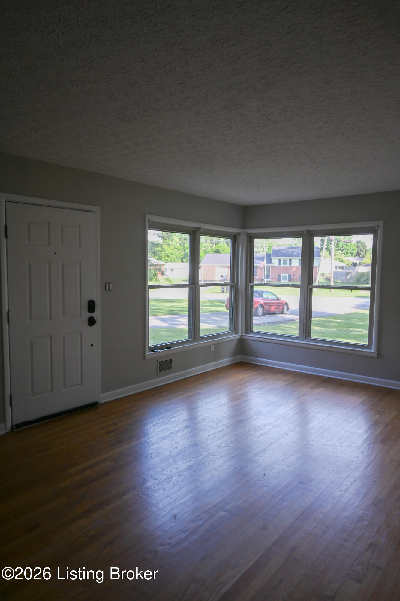 102 Madison Ave Property Photo 11