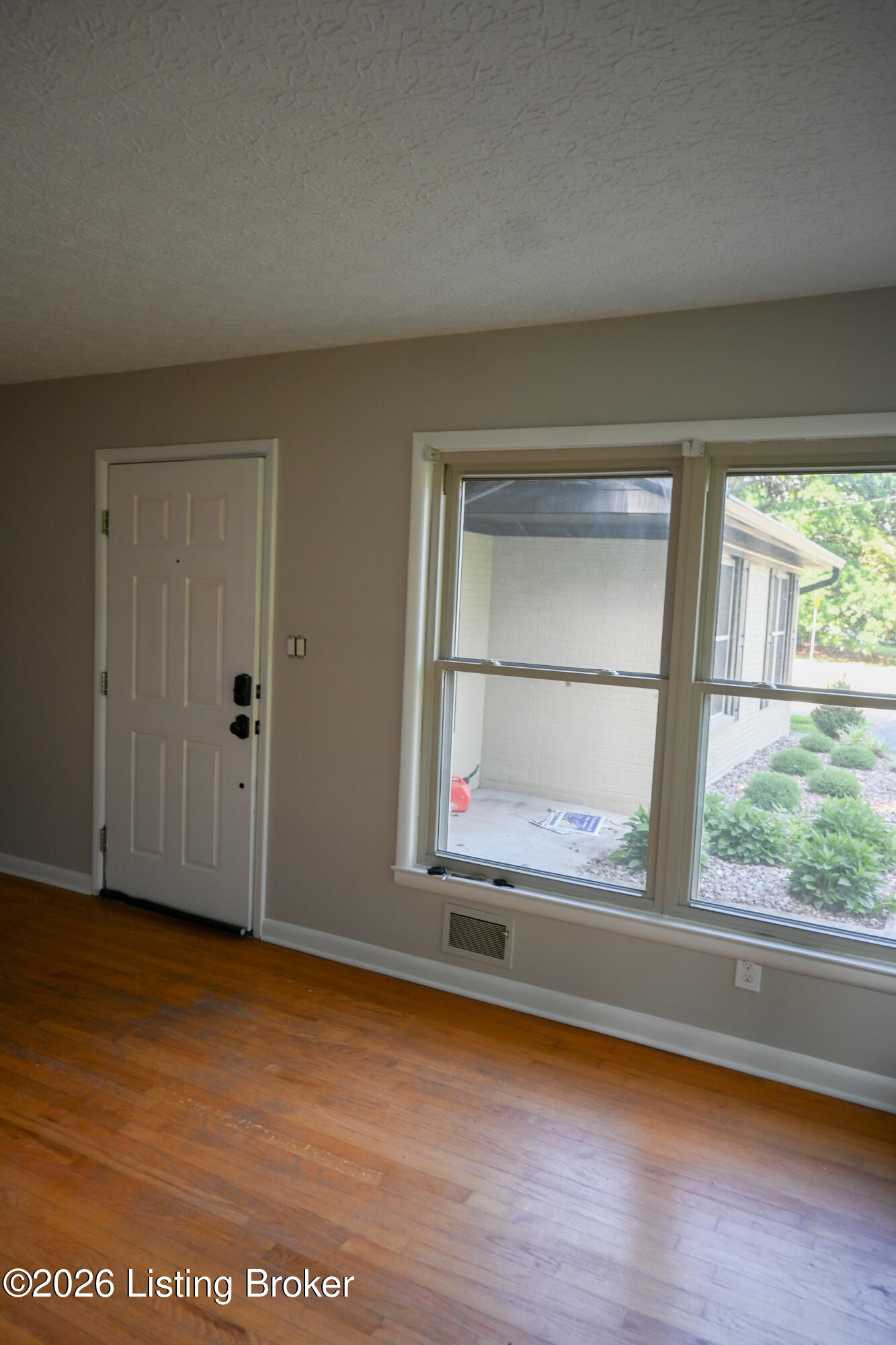 102 Madison Ave Property Photo 12
