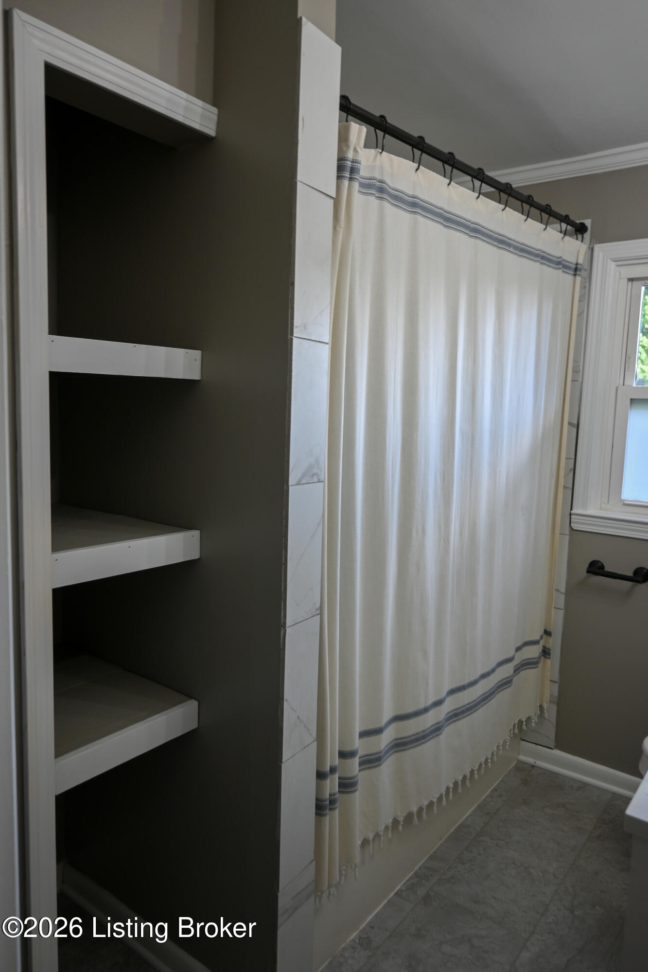 102 Madison Ave Property Photo 29