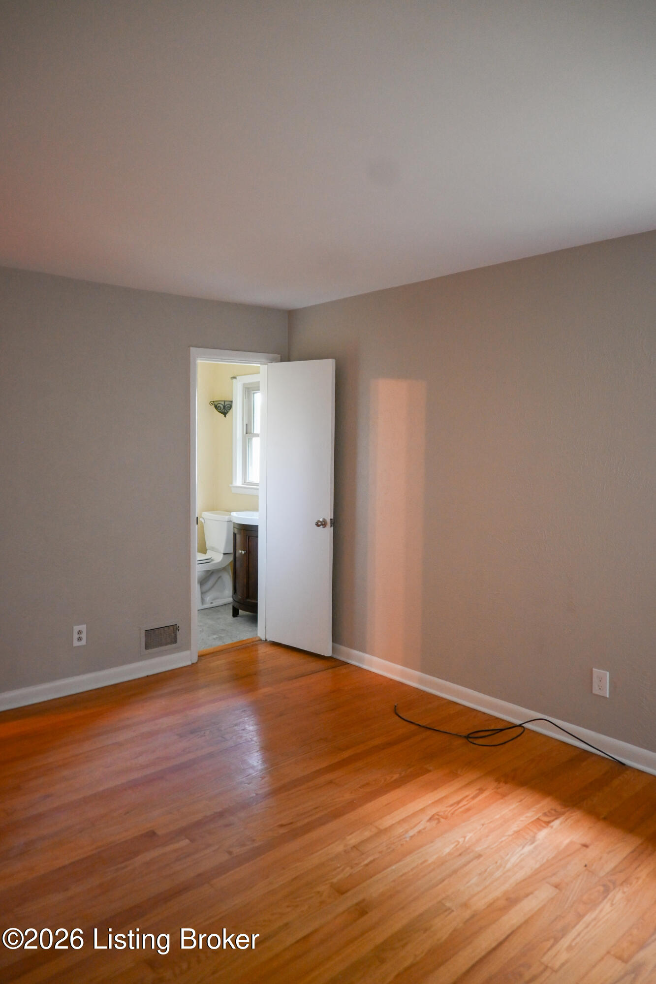 102 Madison Ave Property Photo 36