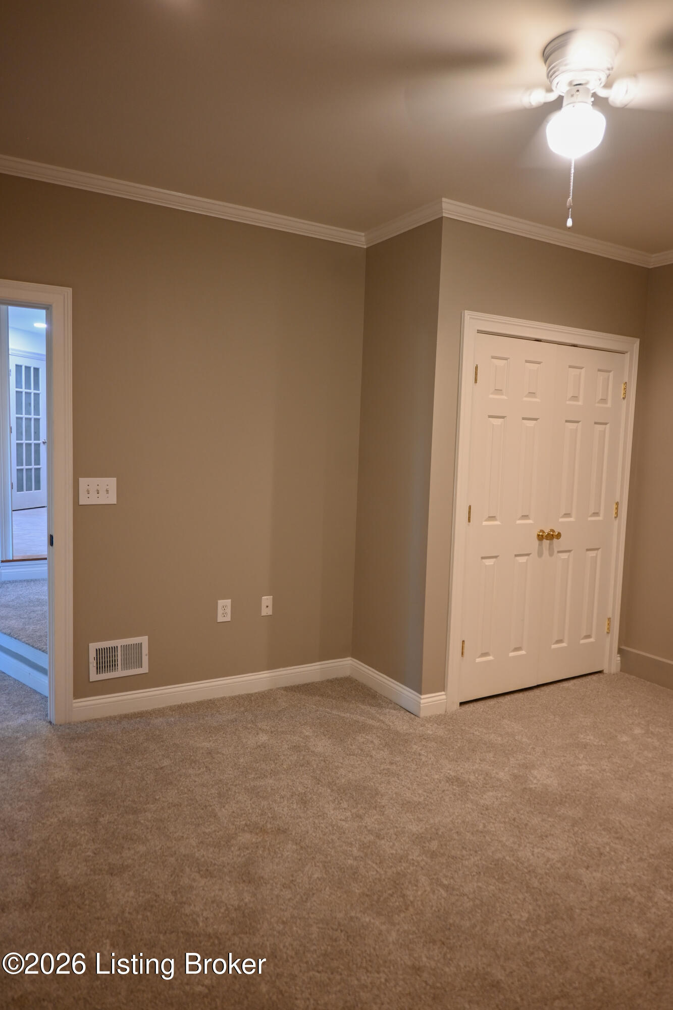 102 Madison Ave Property Photo 43
