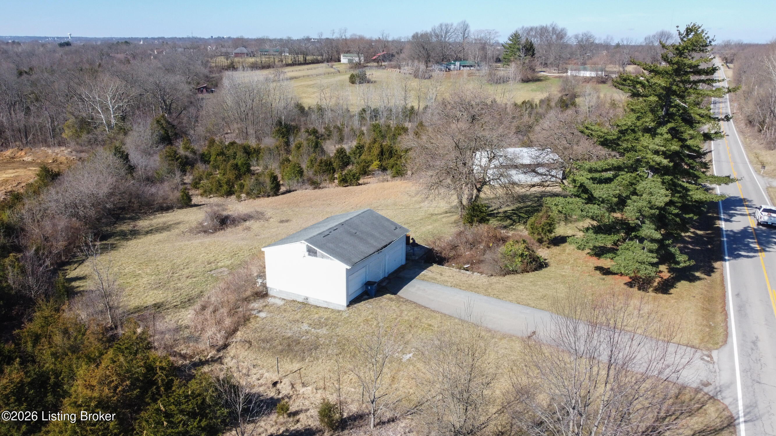 2725 A Jericho Rd Property Photo 3