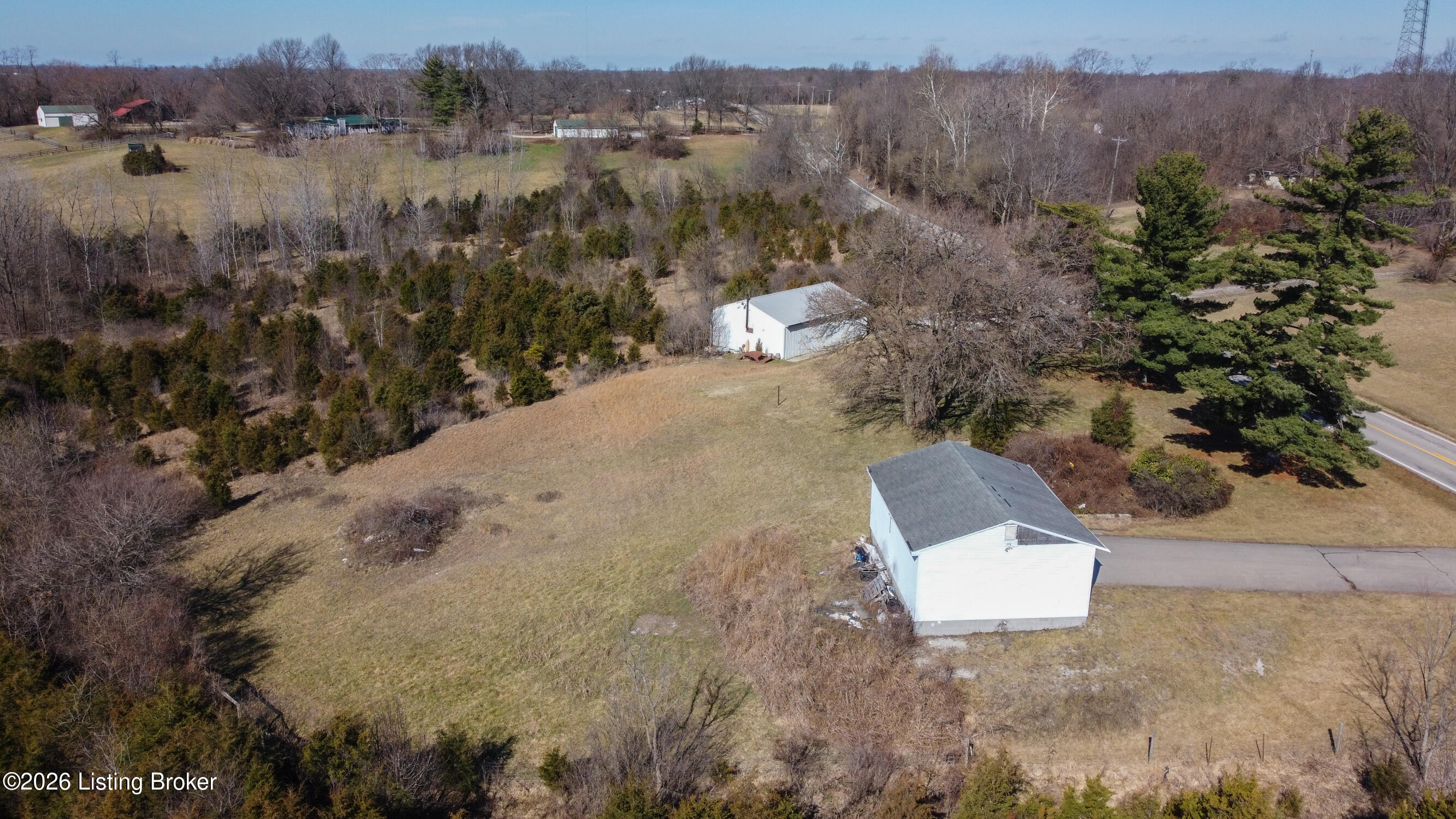2725 A Jericho Rd Property Photo 5