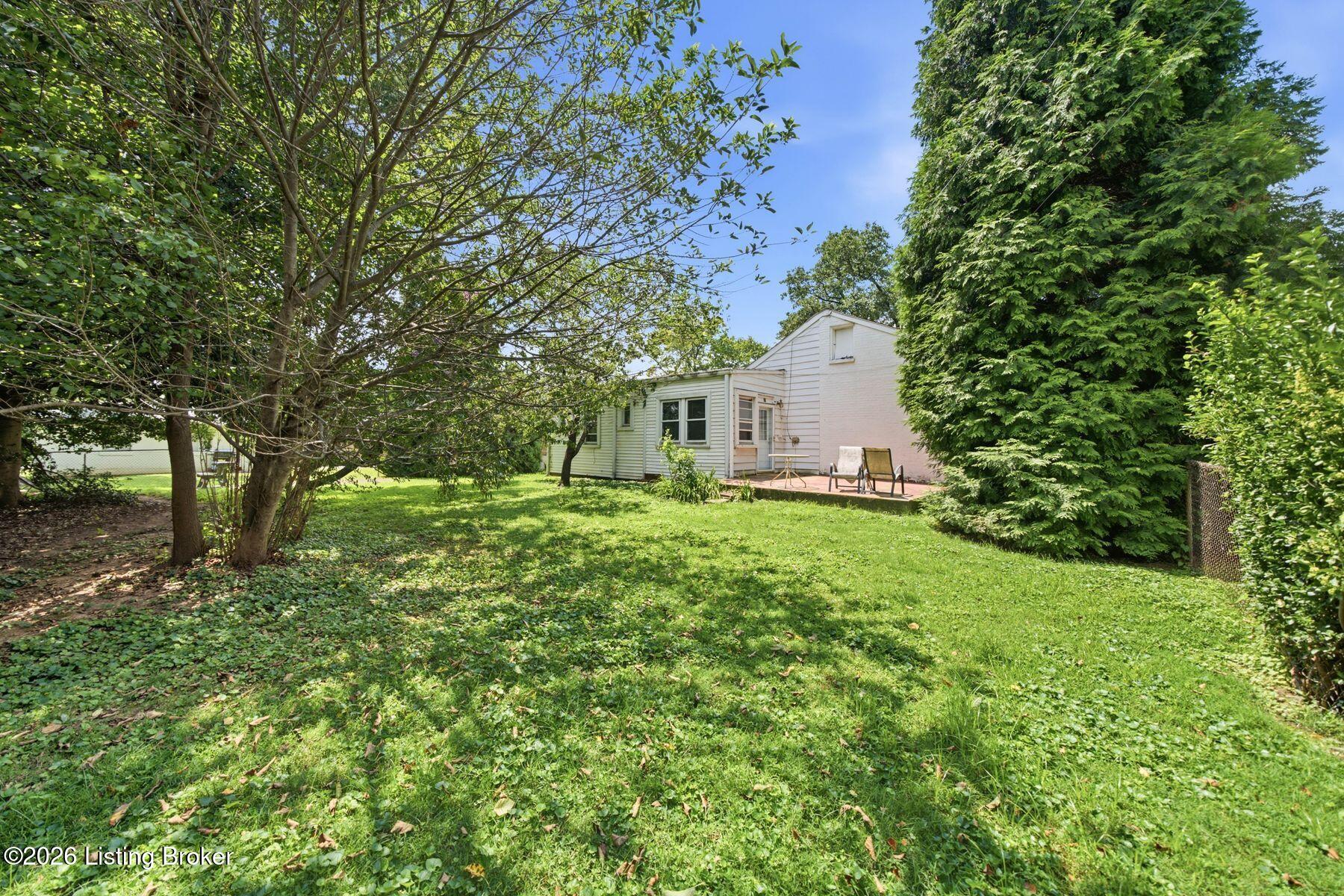 3031-3033 Wirth Ave Property Photo 25