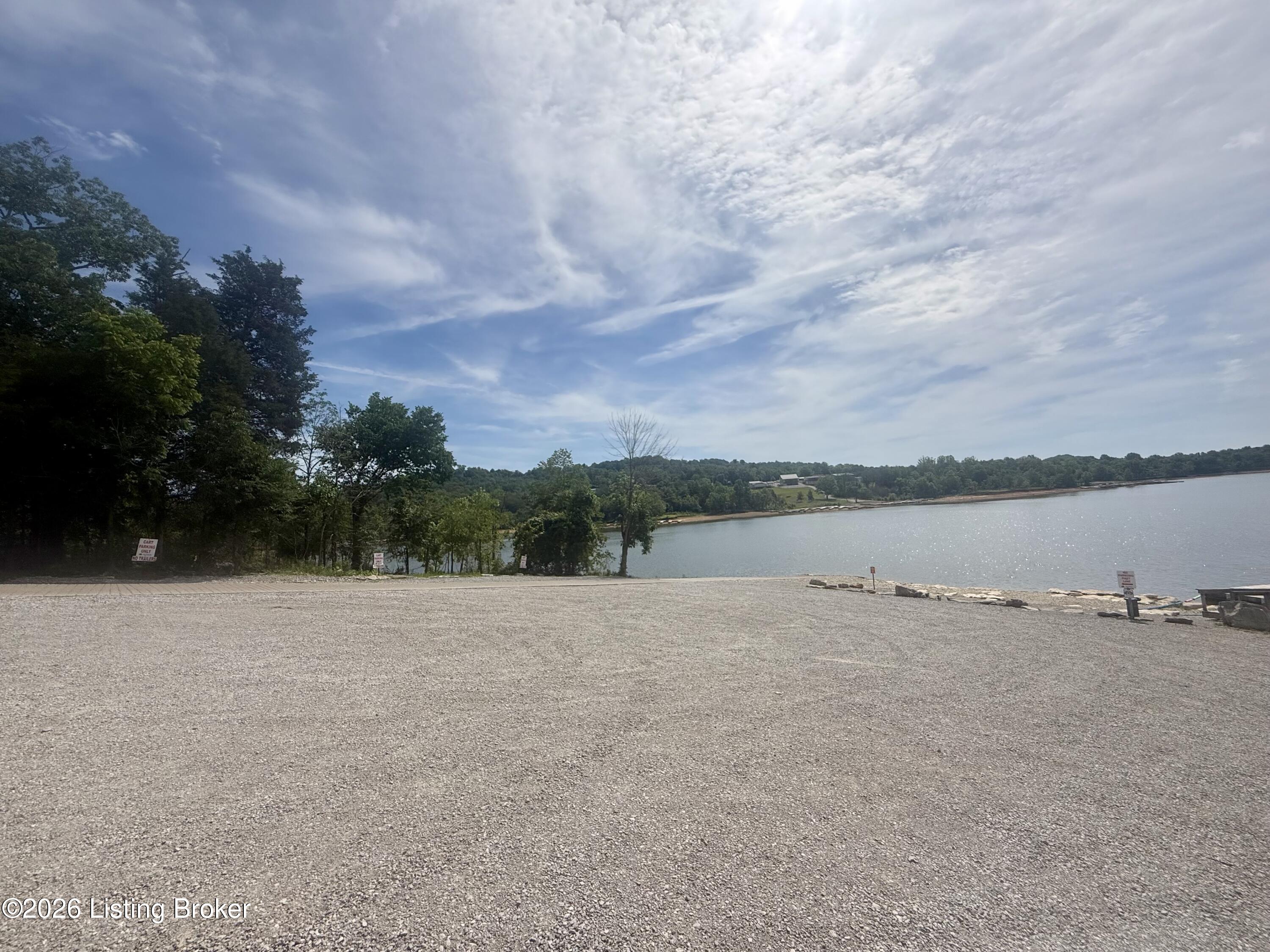 877 Twin Cove Rd Property Photo 48