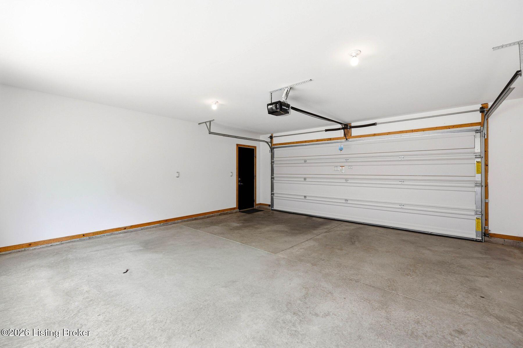 10906 Cole Thompson Ln Property Photo 27