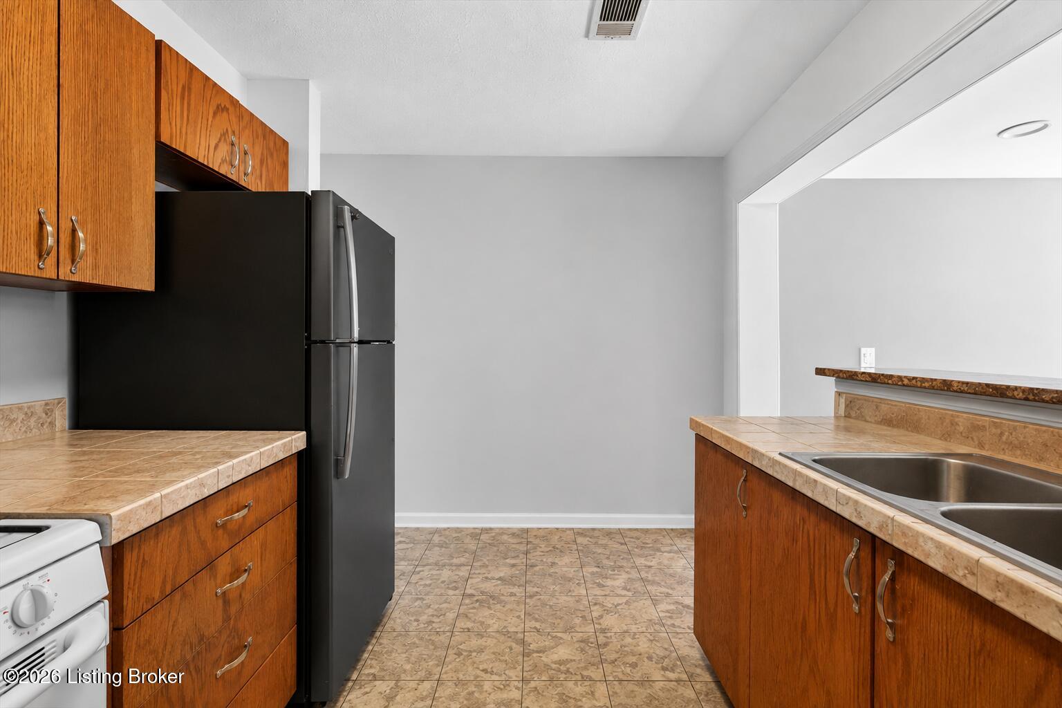 5412 Fruitwood Dr Property Photo 7