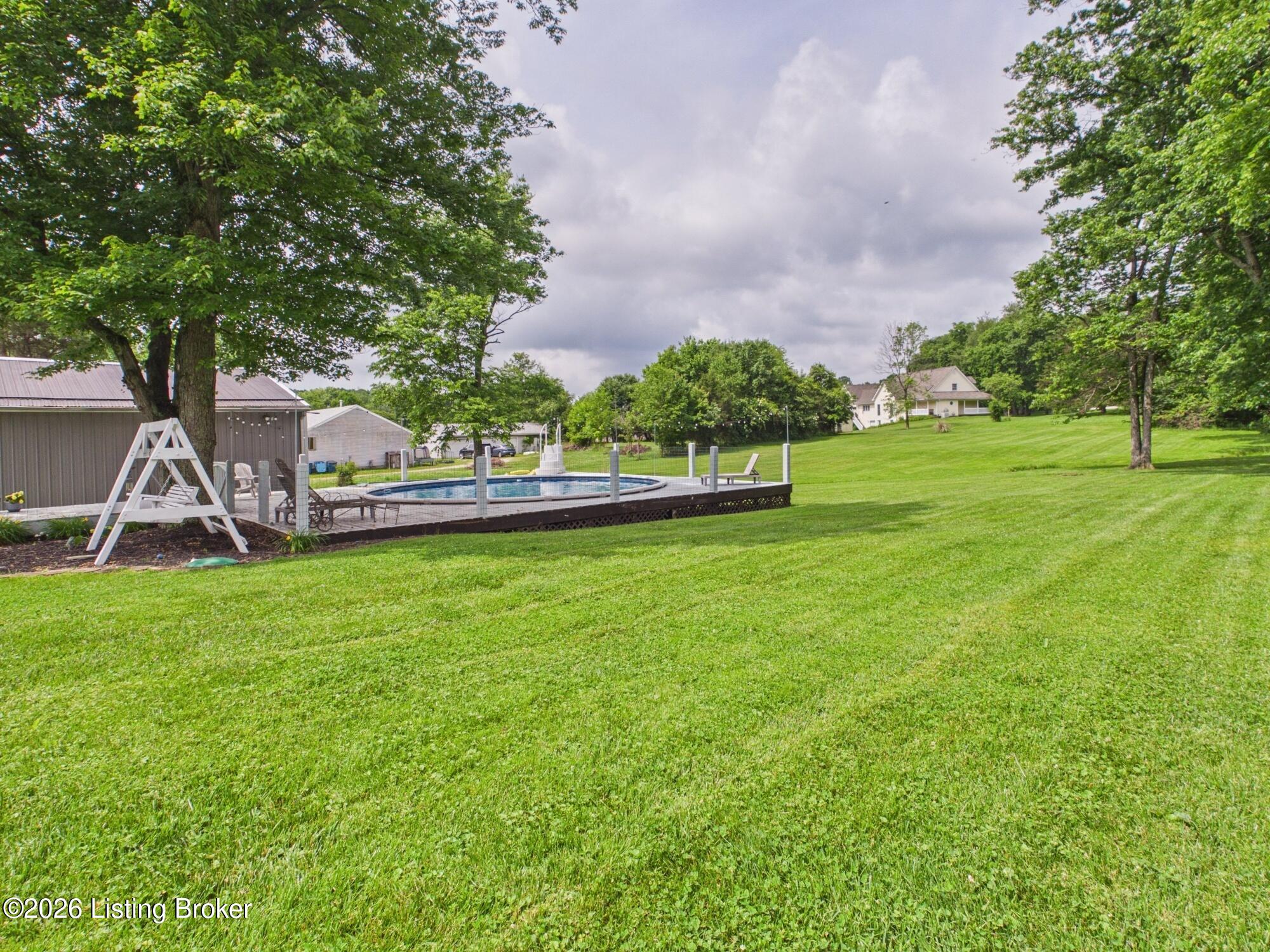 2115 Fox Trail Dr Property Photo 37