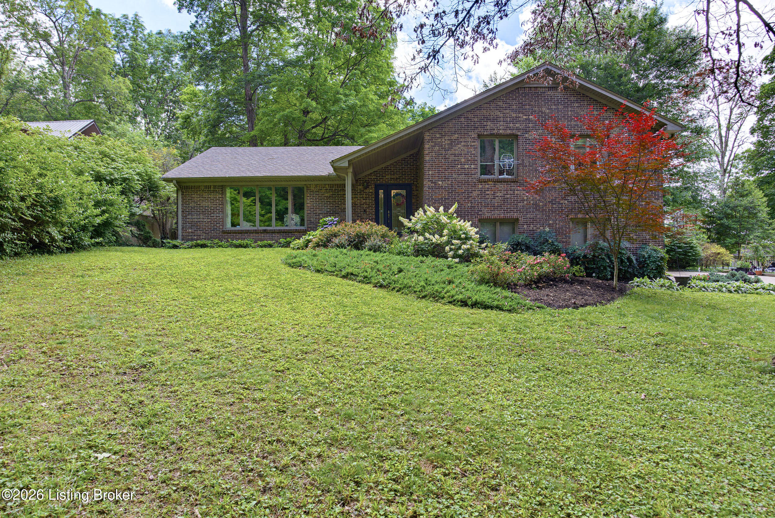 165 Mayapple Ln Property Photo 1