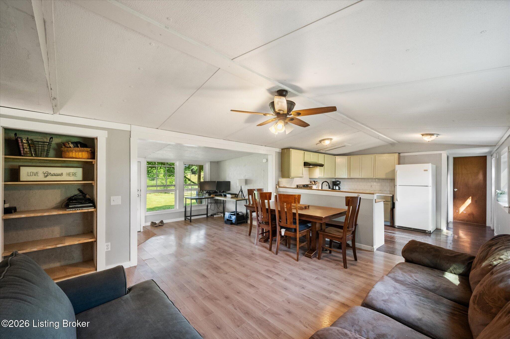 1167 New Cut Rd Property Photo 15