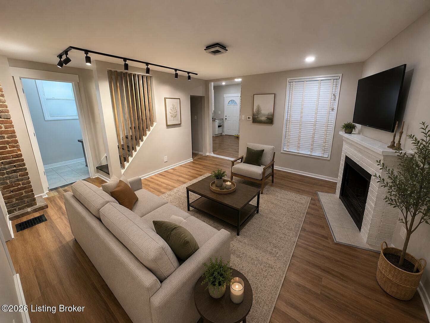 2015 Fort St Property Photo 2