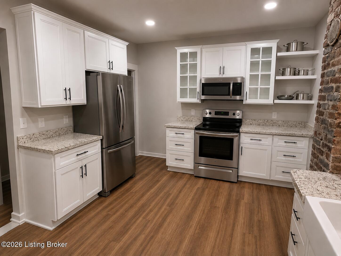 2015 Fort St Property Photo 3