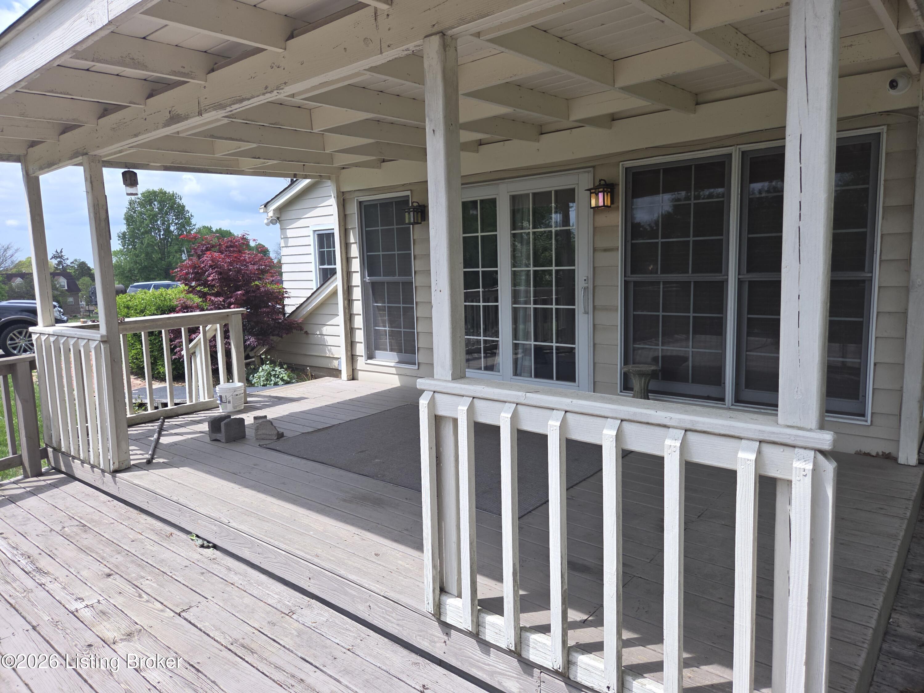 281 Meadowlark Ln Property Photo 15