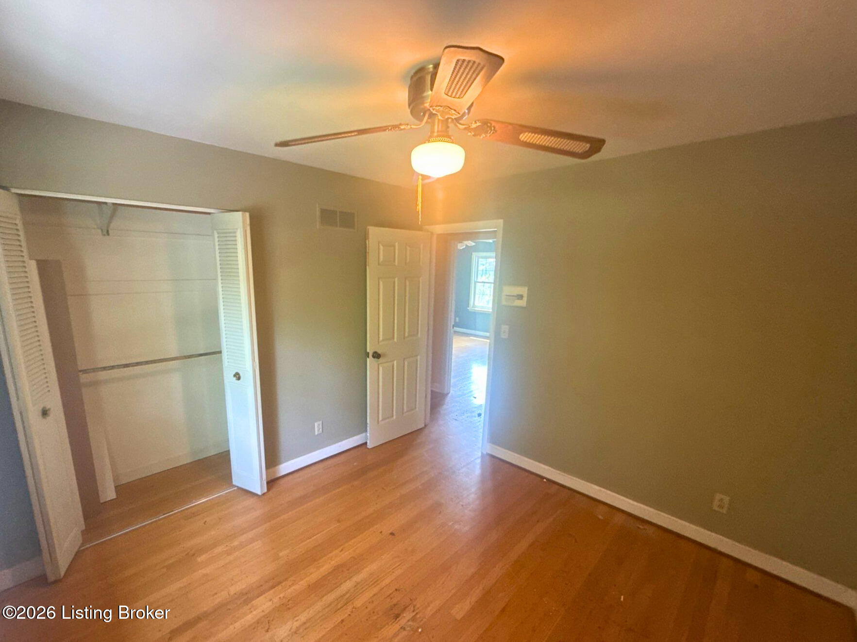 8407 Brownsboro Rd Property Photo 17