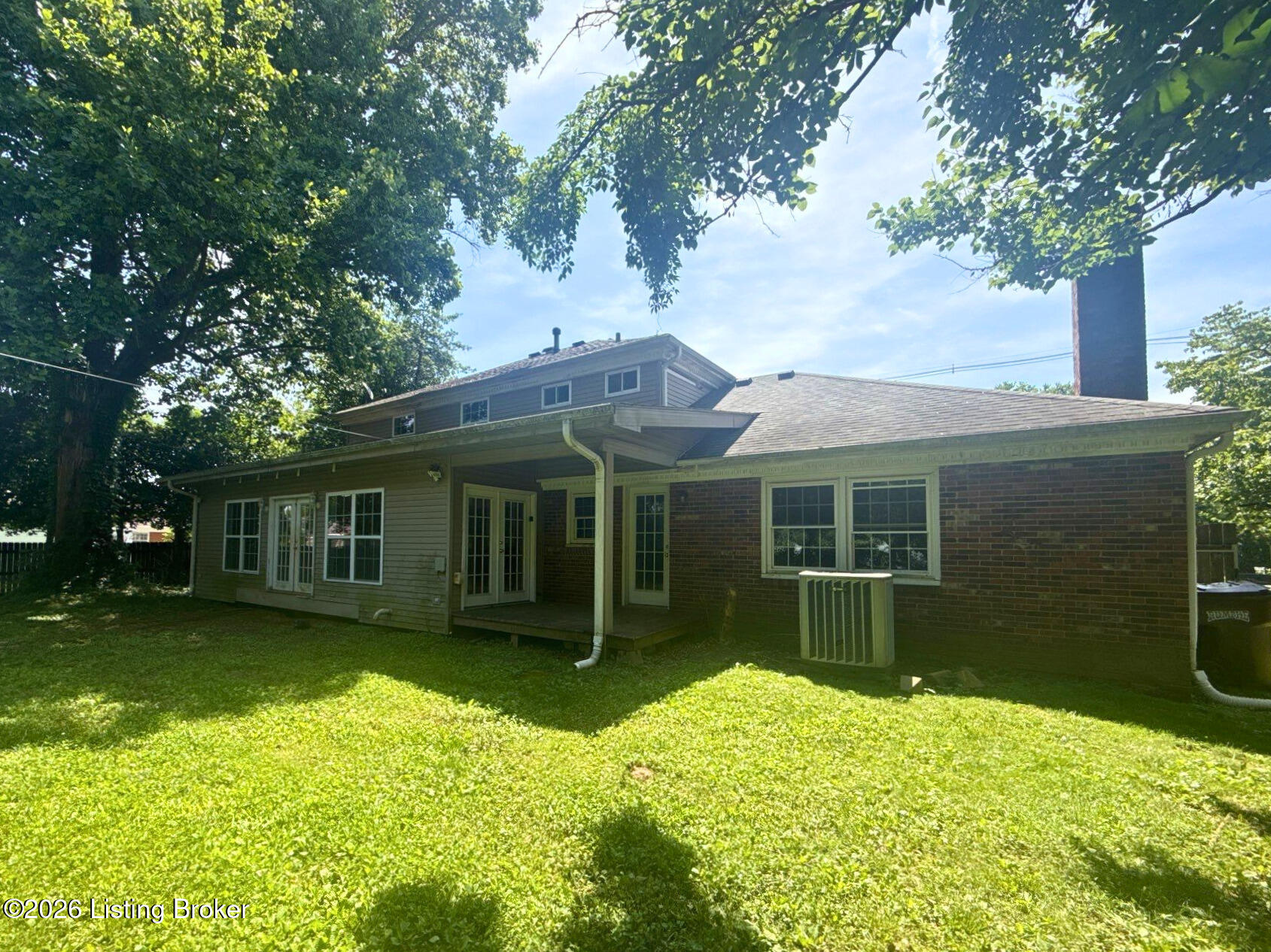 8407 Brownsboro Rd Property Photo 26